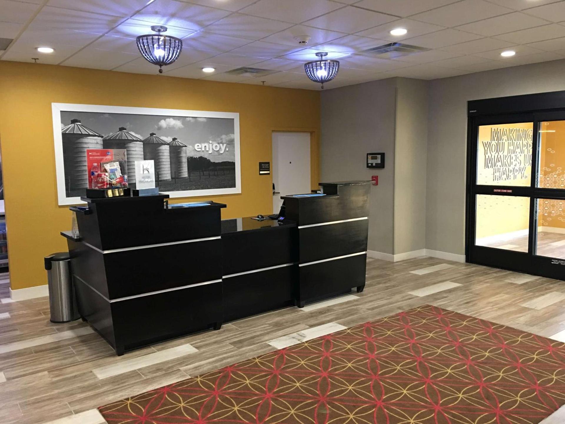 Hampton Inn McPherson photo 6