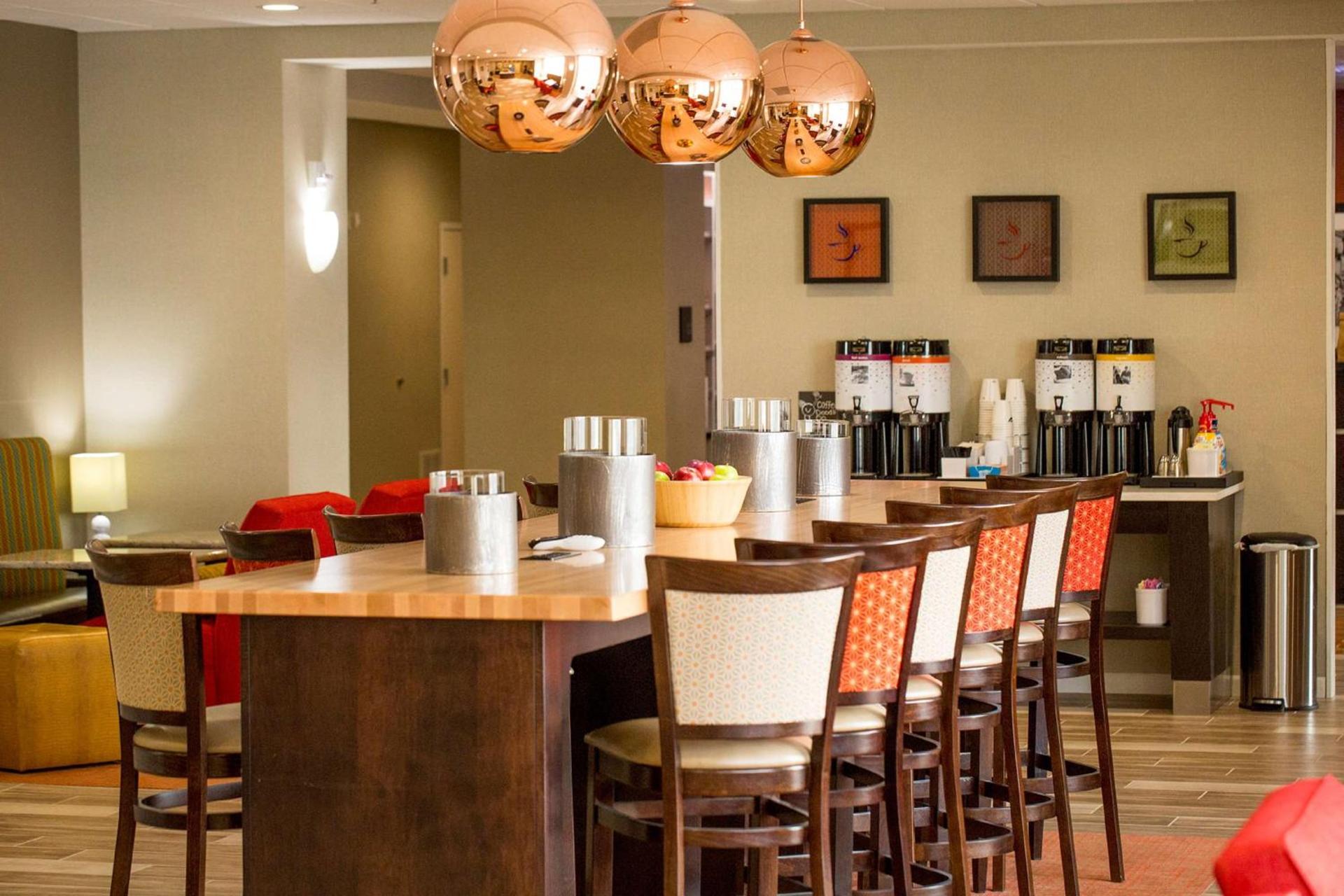 Hampton Inn McPherson photo 11