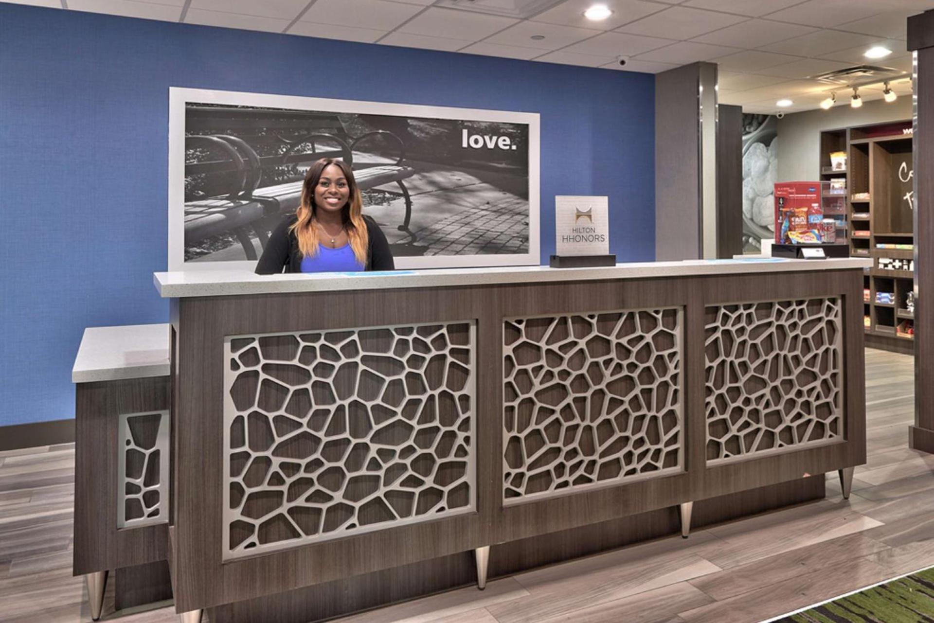 Hampton Inn & Suites Guthrie, OK photo 7
