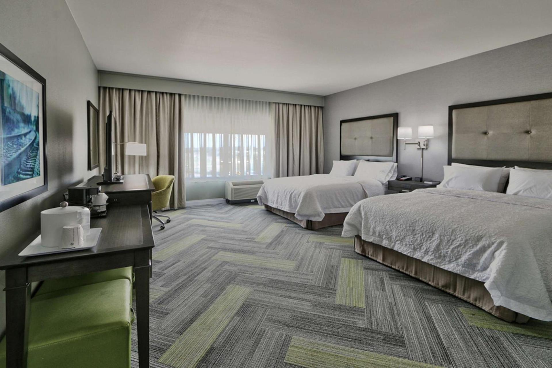 Hampton Inn & Suites Guthrie, OK photo 40