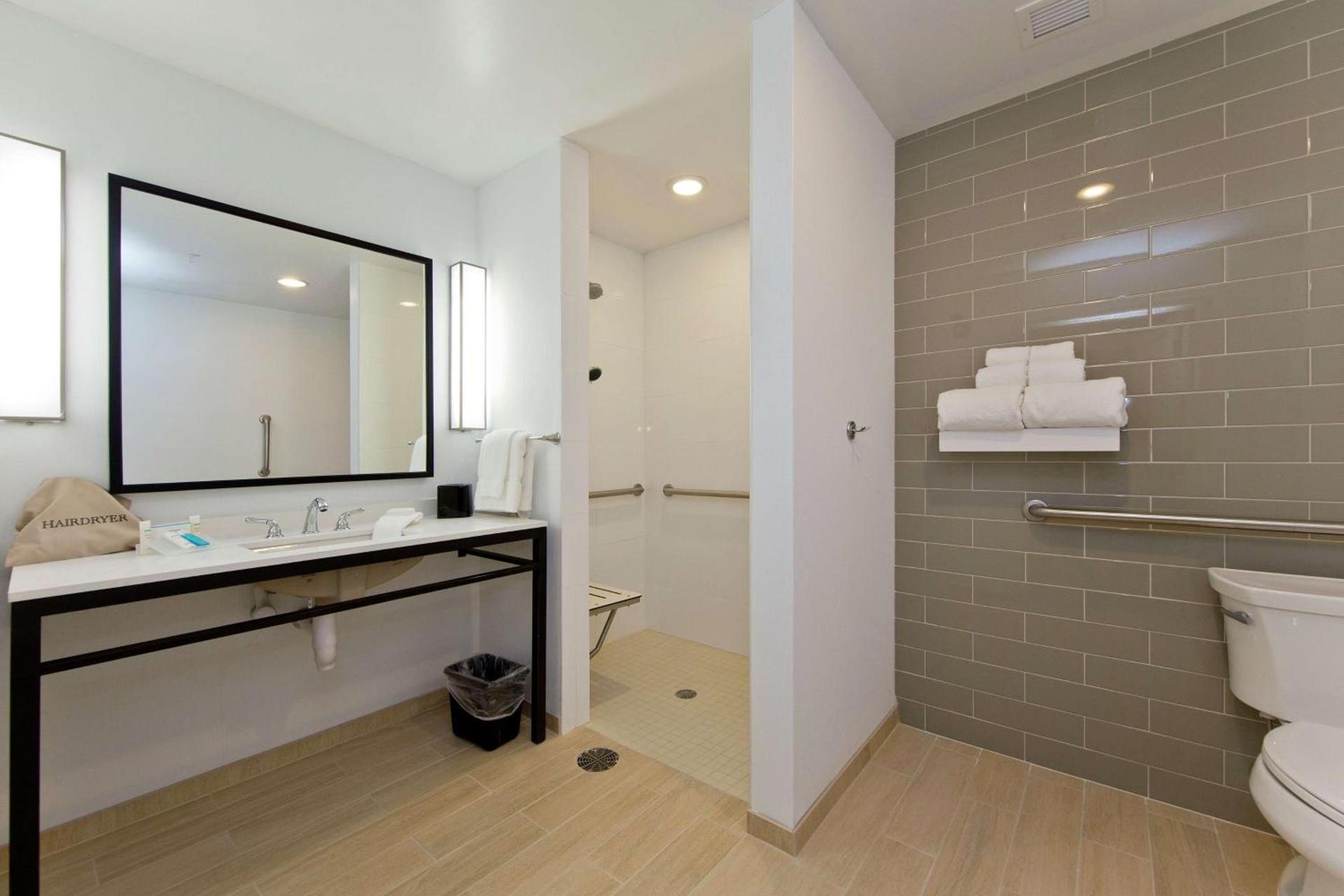Hilton Garden Inn Martinsburg photo 18