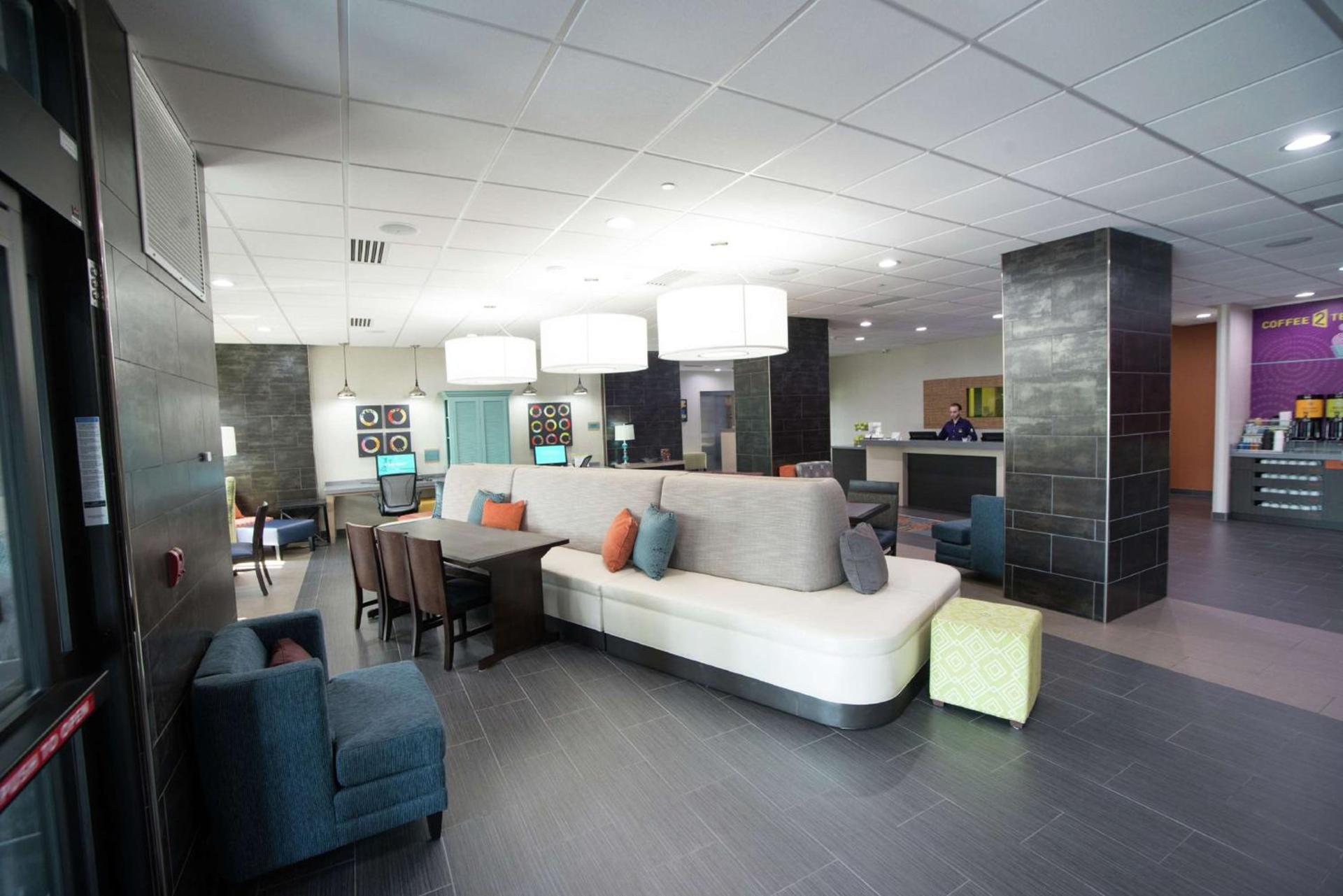 Home2 Suites by Hilton Tulsa Hills photo 5