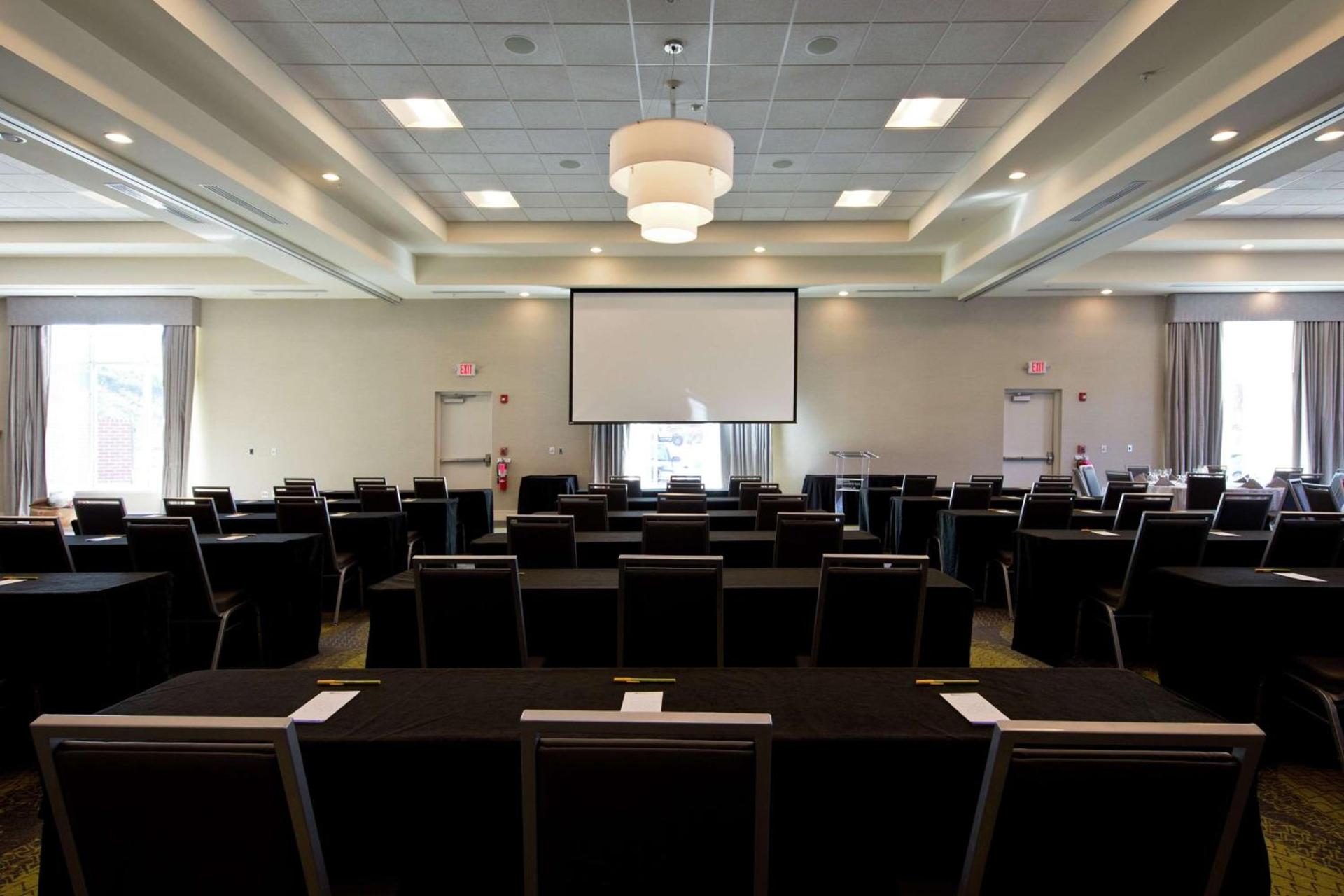 Hilton Garden Inn Martinsburg photo 41