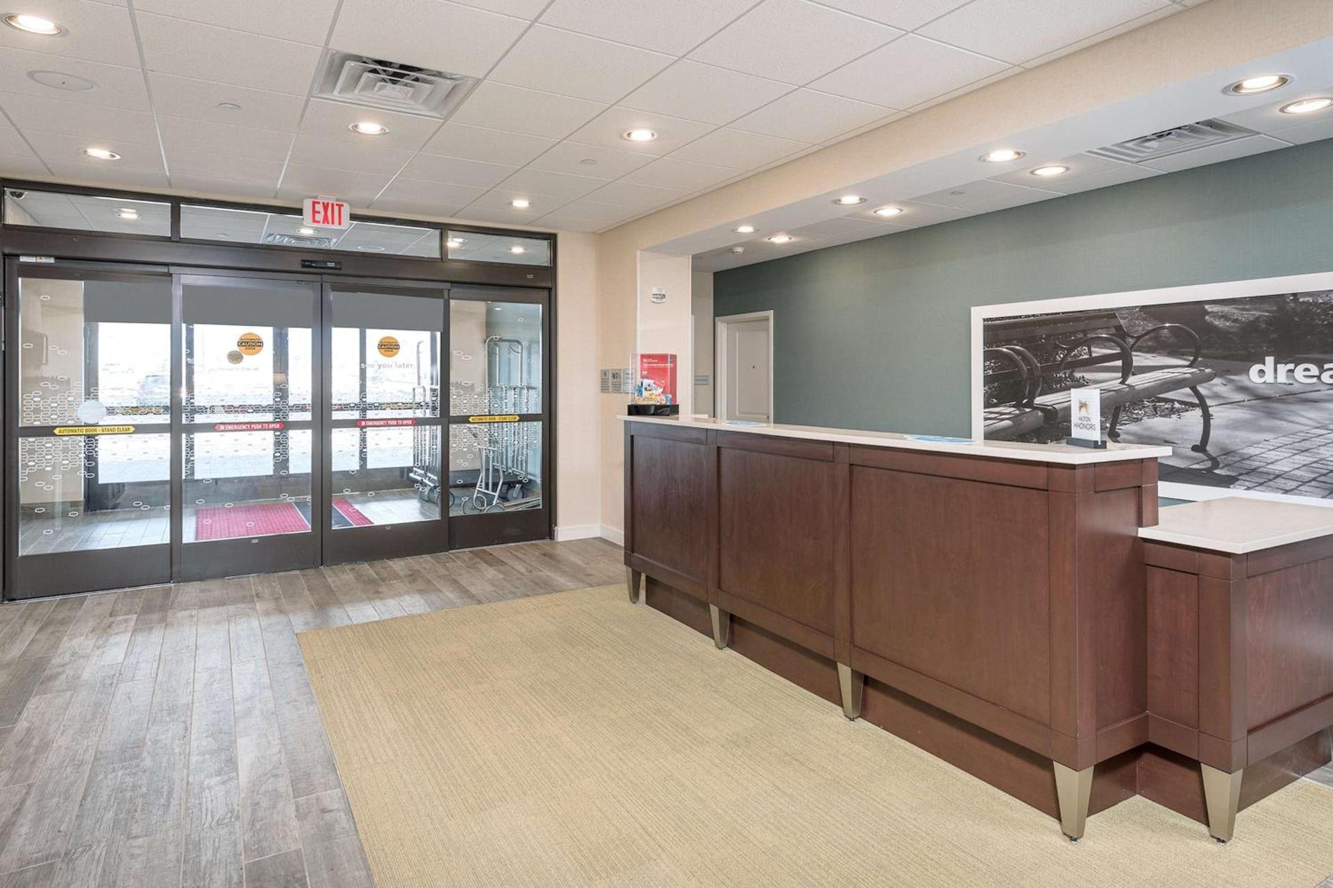 Hampton Inn Boston - Westborough photo 5