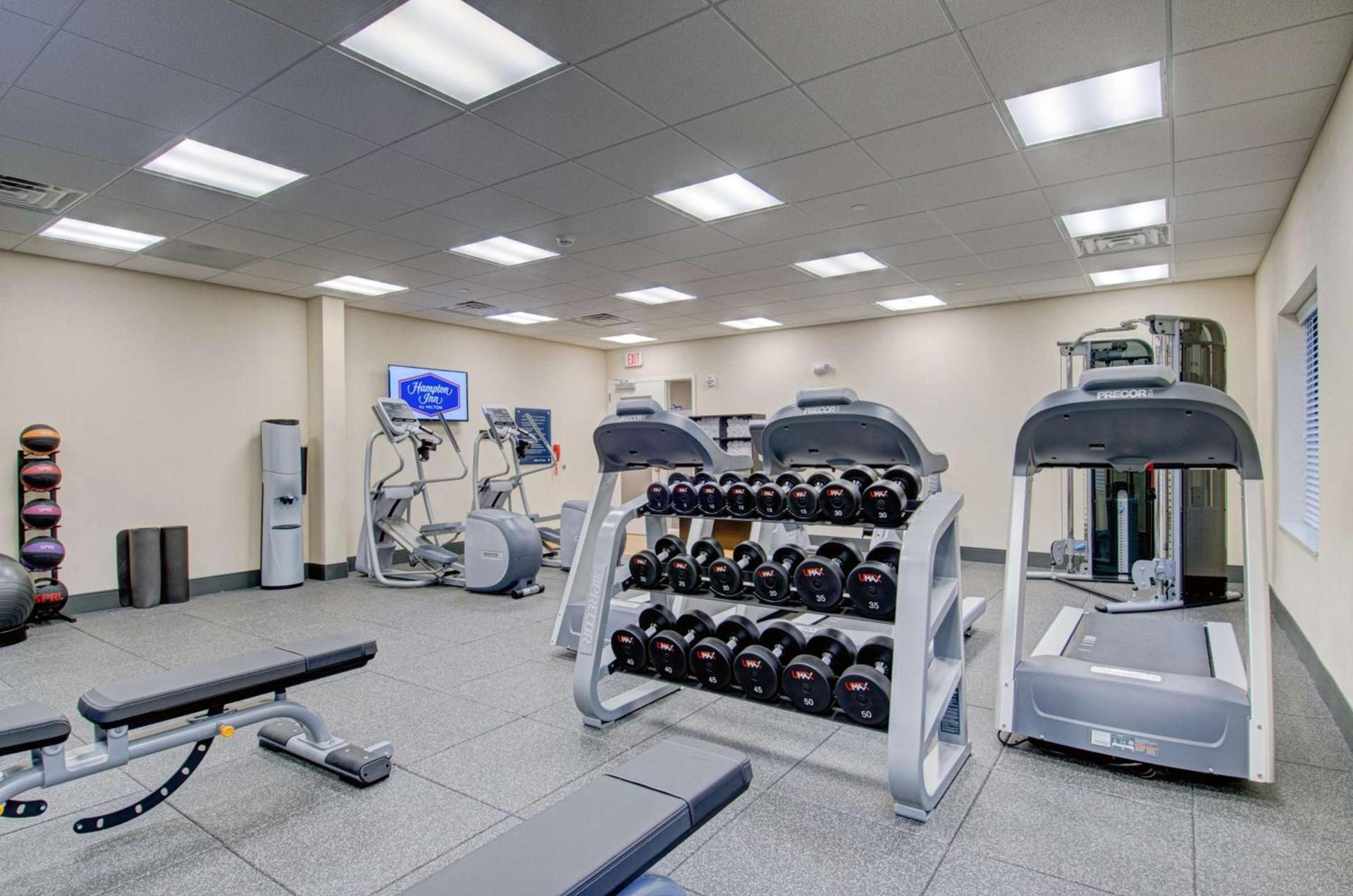 Hampton Inn Boston - Westborough photo 16