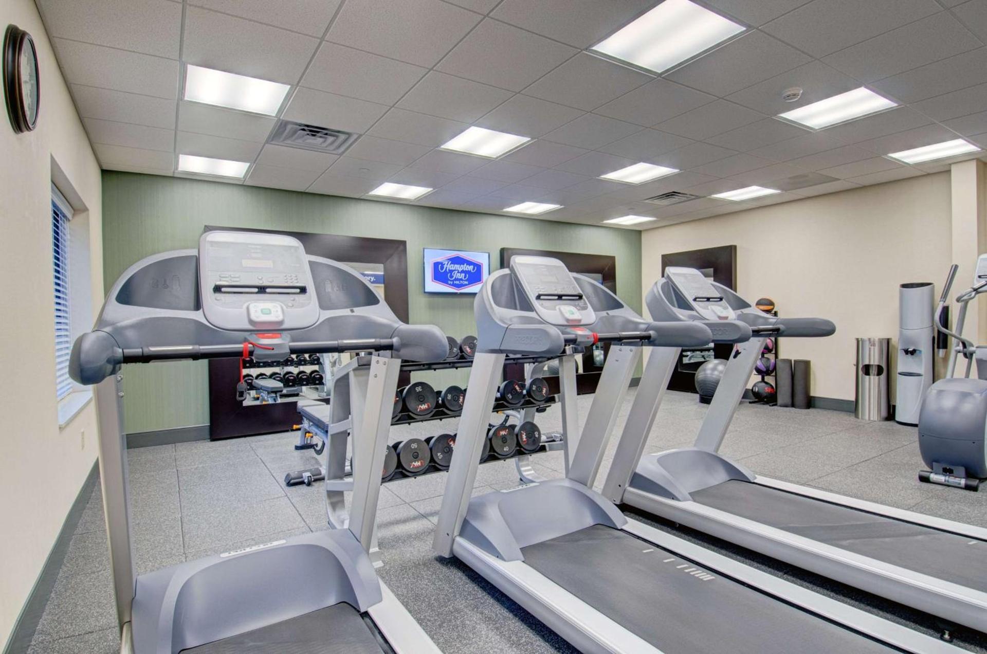 Hampton Inn Boston - Westborough photo 17