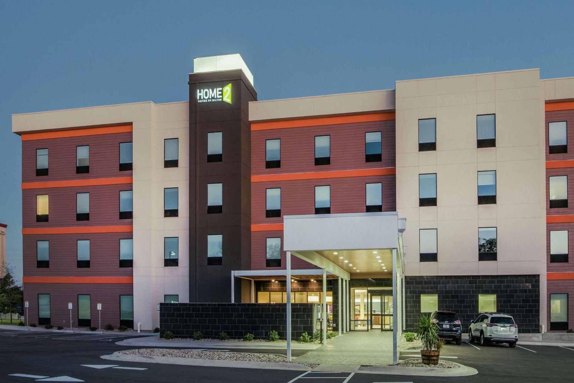 Home2 Suites By Hilton Austin Airport photo 1