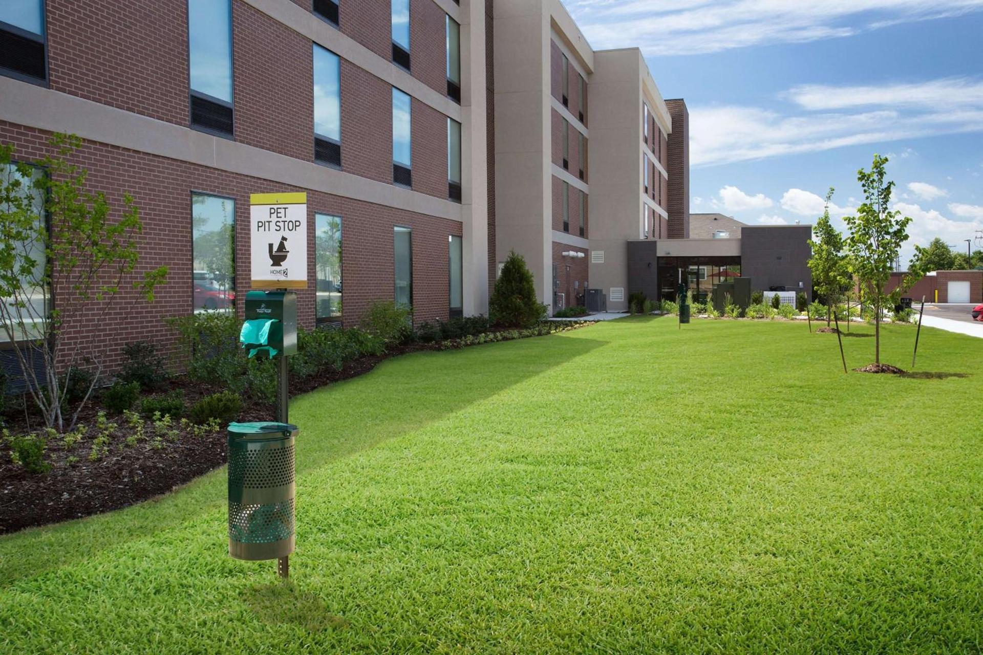 Home2 Suites By Hilton Chicago Schaumburg photo 4