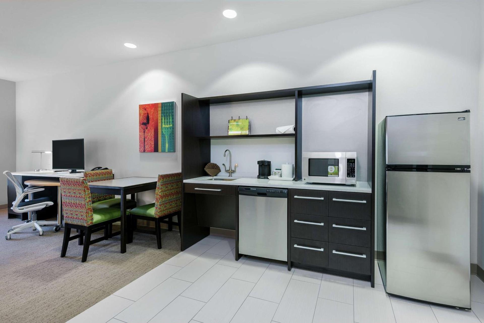 Home2 Suites By Hilton Austin Airport photo 31