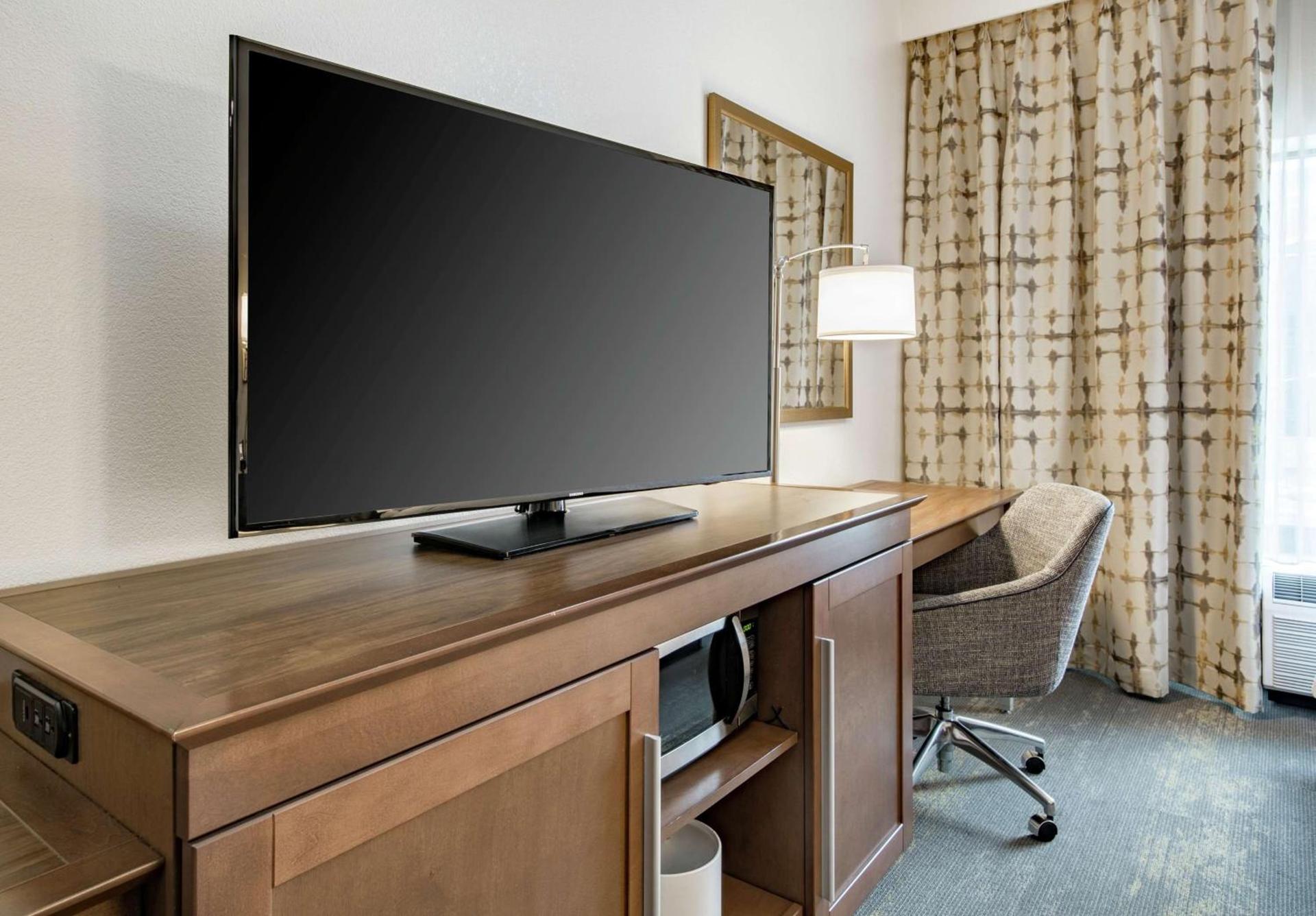 Hampton Inn & Suites Newport/Cincinnati, KY photo 16