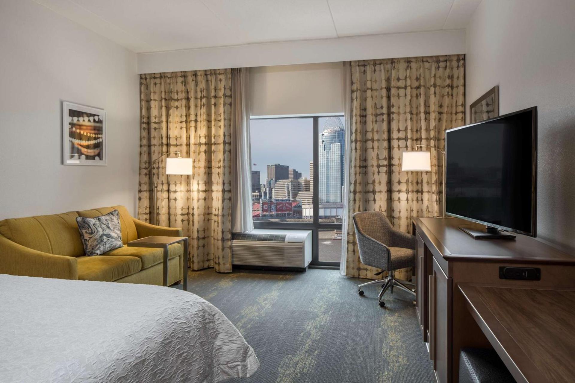 Hampton Inn & Suites Newport/Cincinnati, KY photo 18