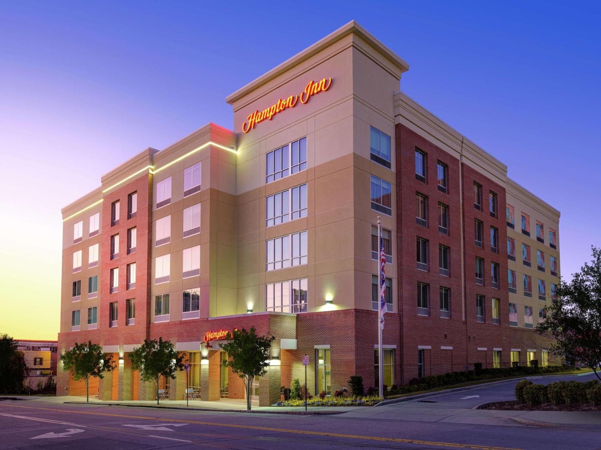 Hampton Inn Wilmington Downtown photo 2
