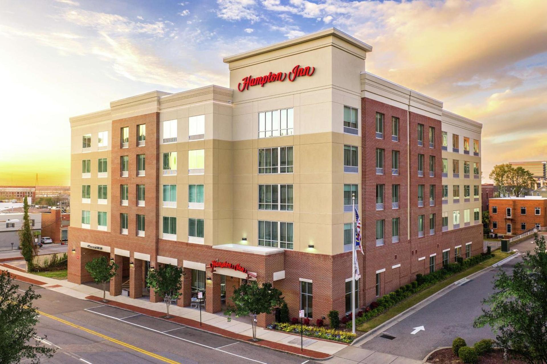 Hampton Inn Wilmington Downtown photo 1