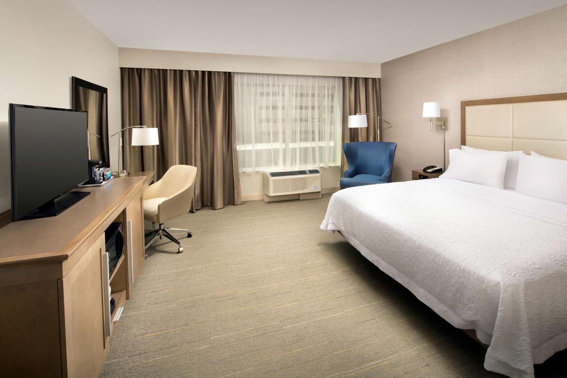 Hampton Inn Wilmington Downtown photo 26