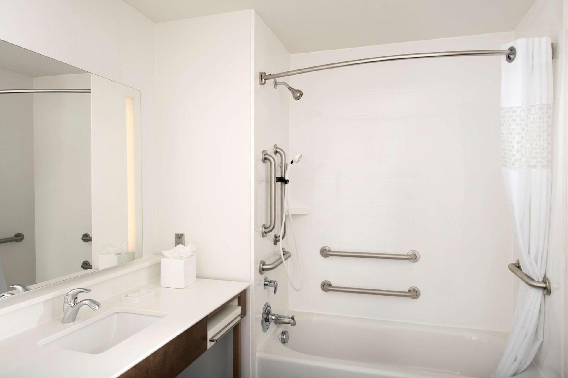 Hampton Inn Wilmington Downtown photo 28