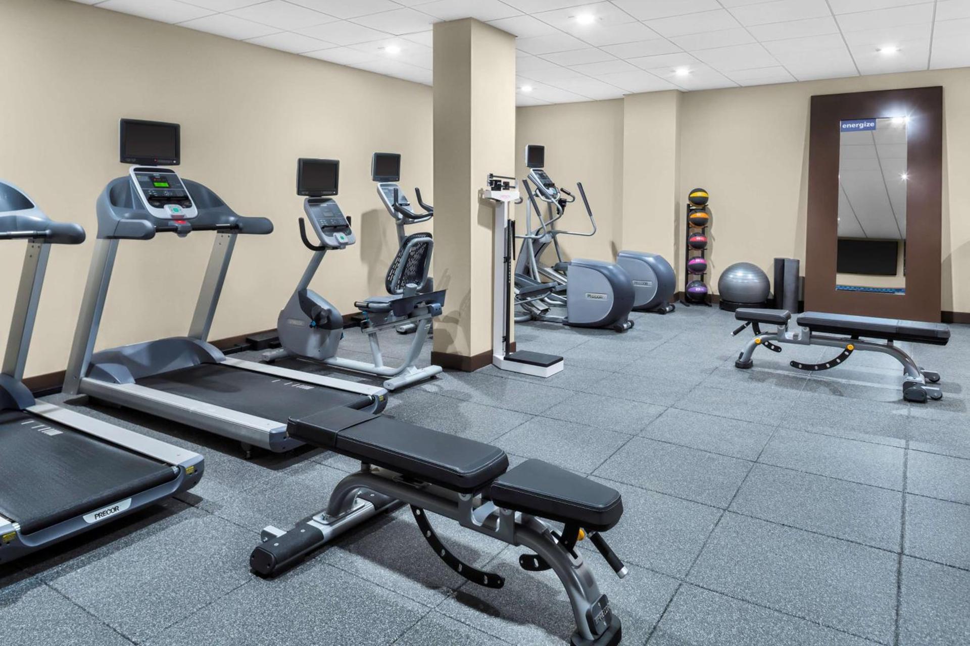 Hampton Inn & Suites Los Angeles/Hollywood, CA photo 15