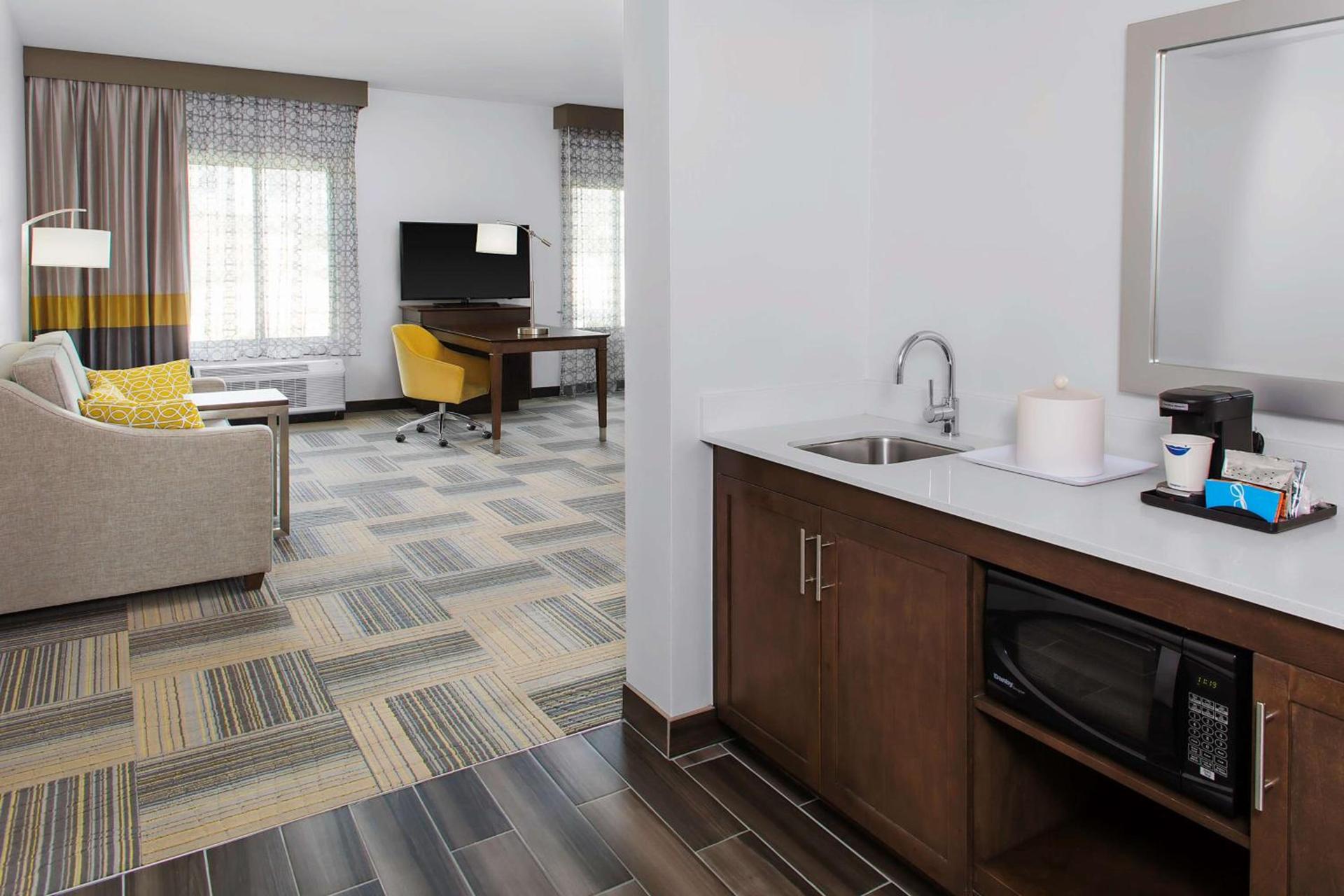 Hampton Inn & Suites Los Angeles/Hollywood, CA photo 23