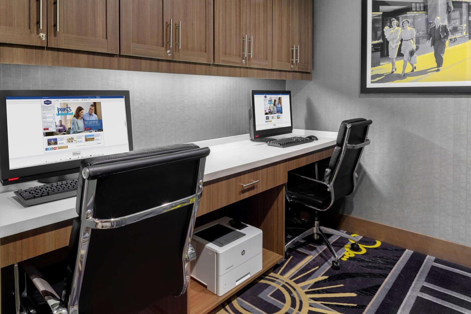 Hampton Inn & Suites Los Angeles/Hollywood, CA photo 26