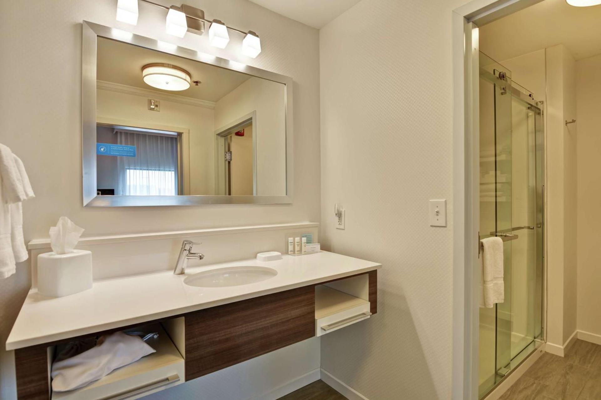 Hampton Inn Suites Ashland, Ohio photo 23