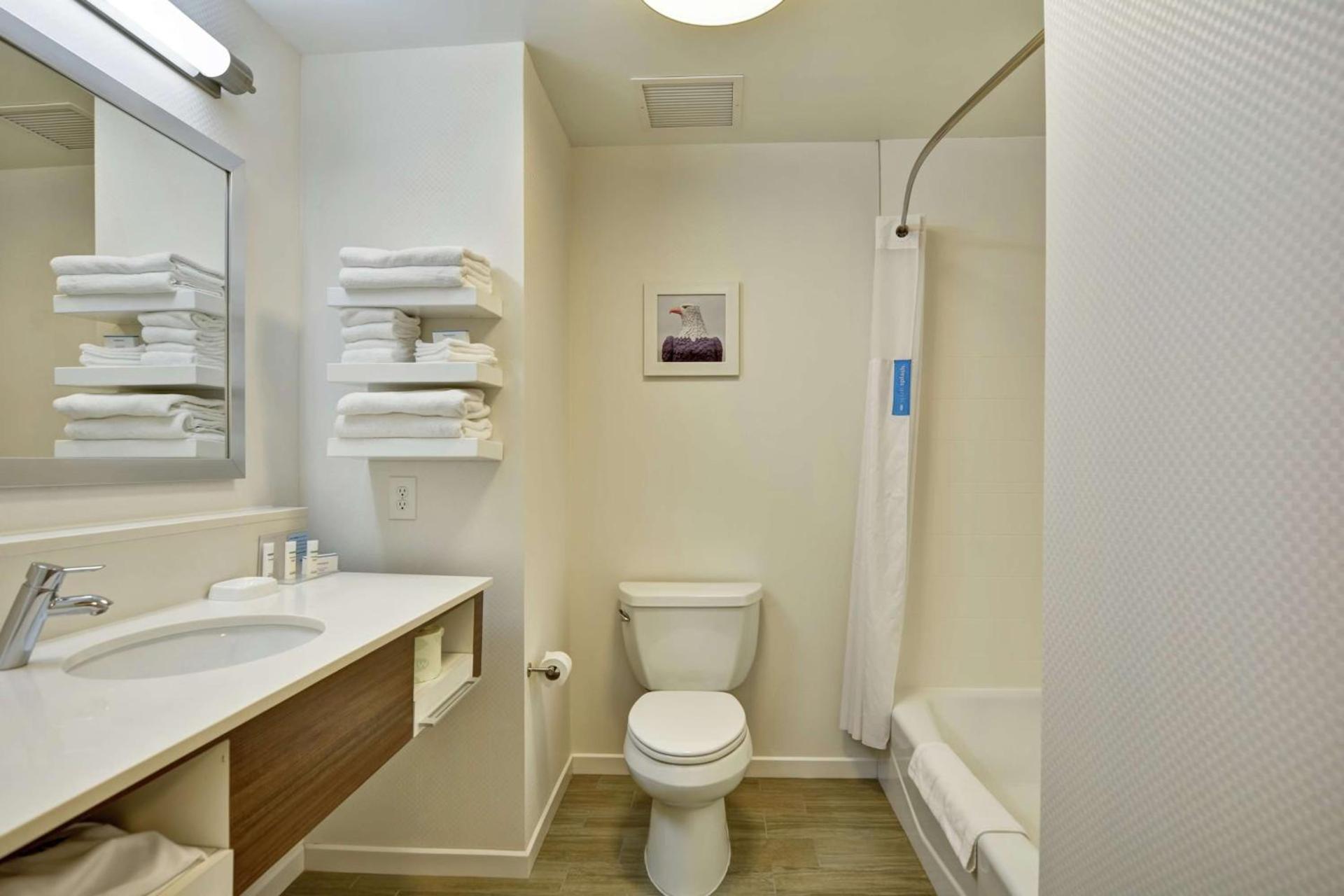 Hampton Inn Suites Ashland, Ohio photo 39