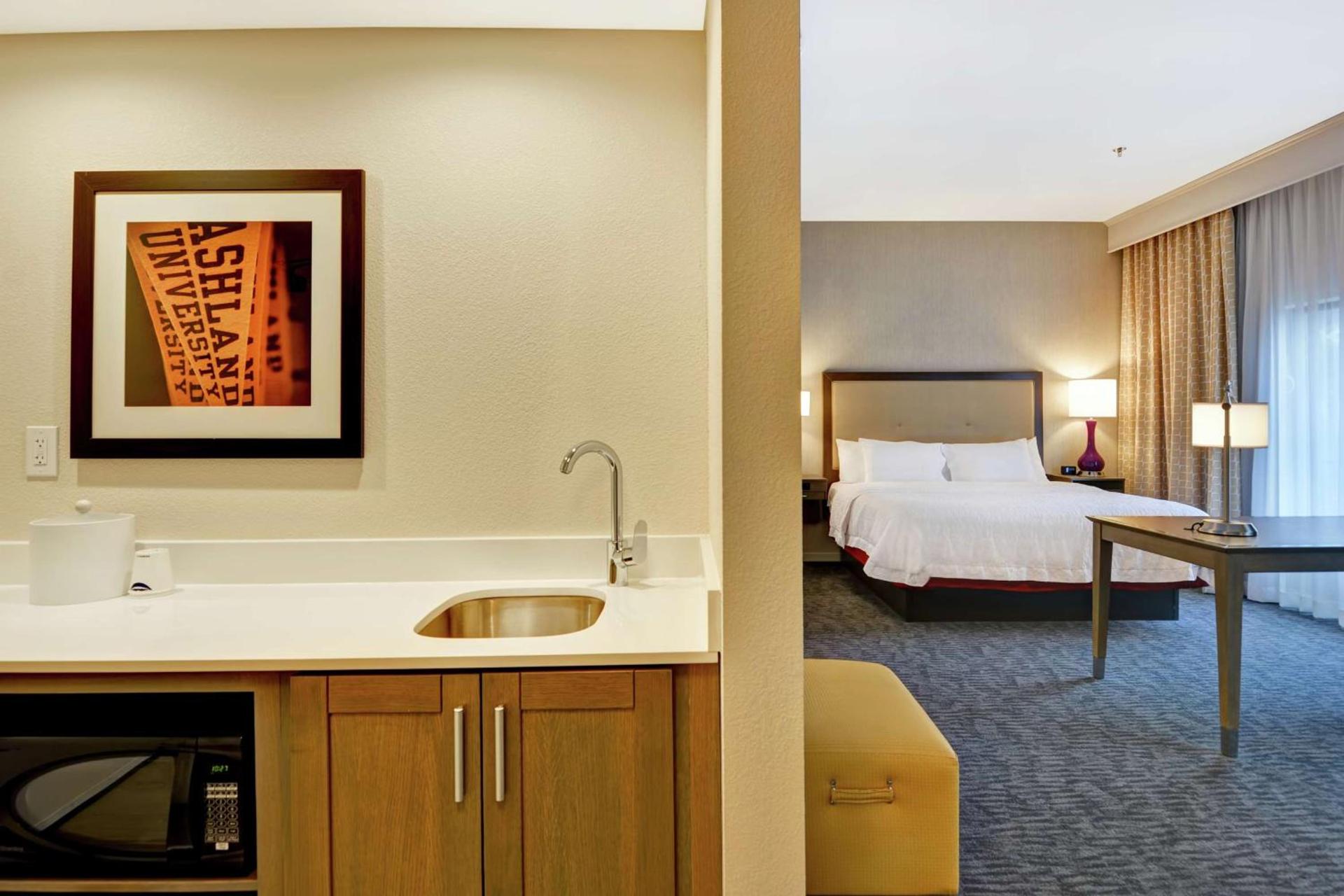 Hampton Inn Suites Ashland, Ohio photo 46