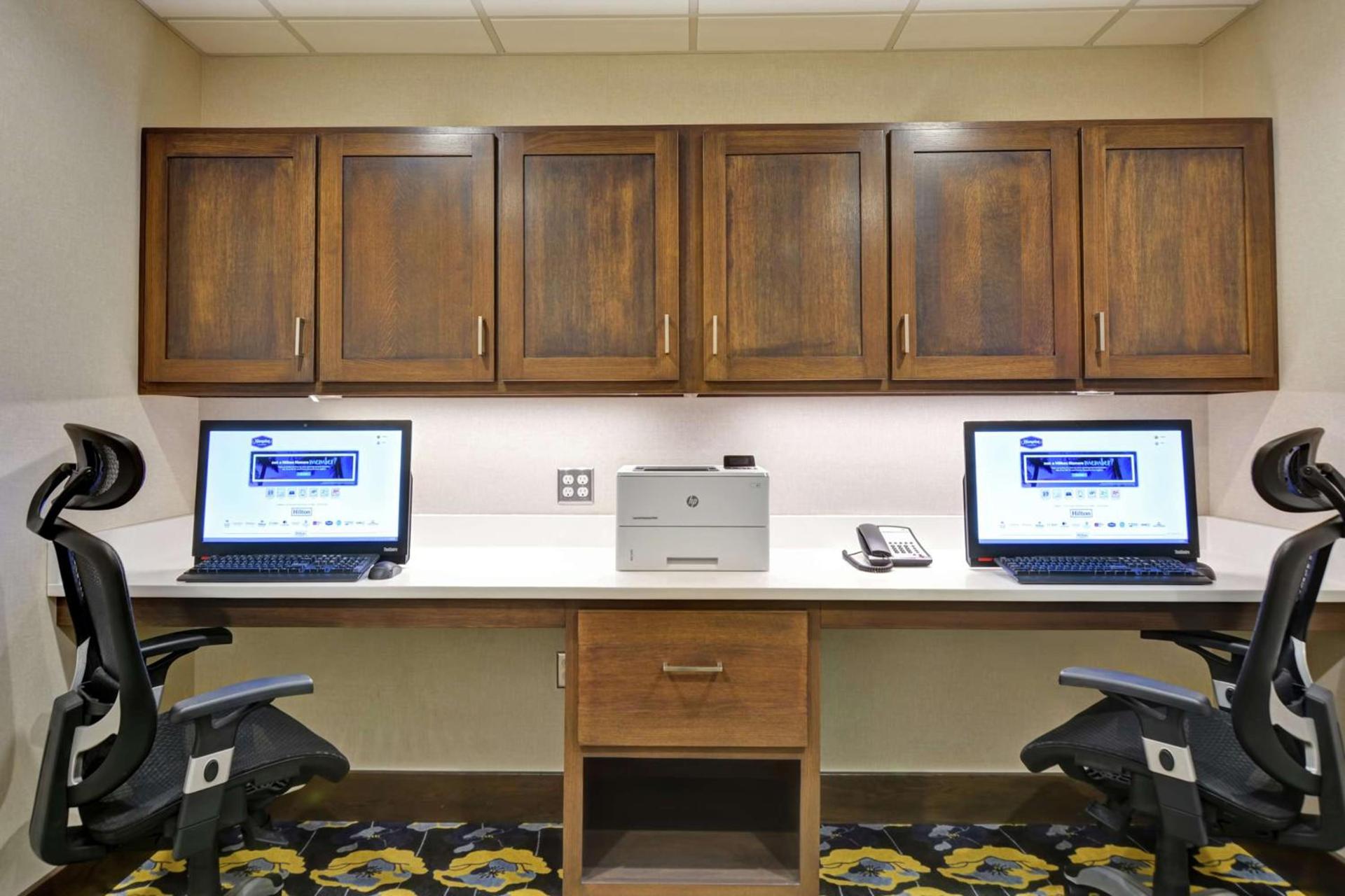 Hampton Inn Suites Ashland, Ohio photo 53
