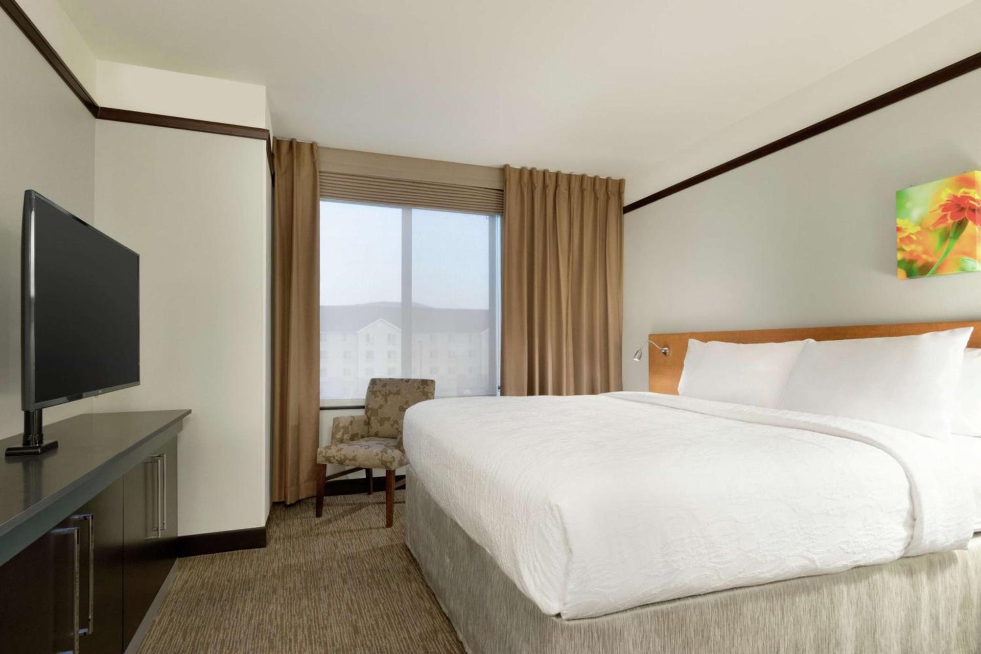 Hilton Garden Inn Medford photo 13
