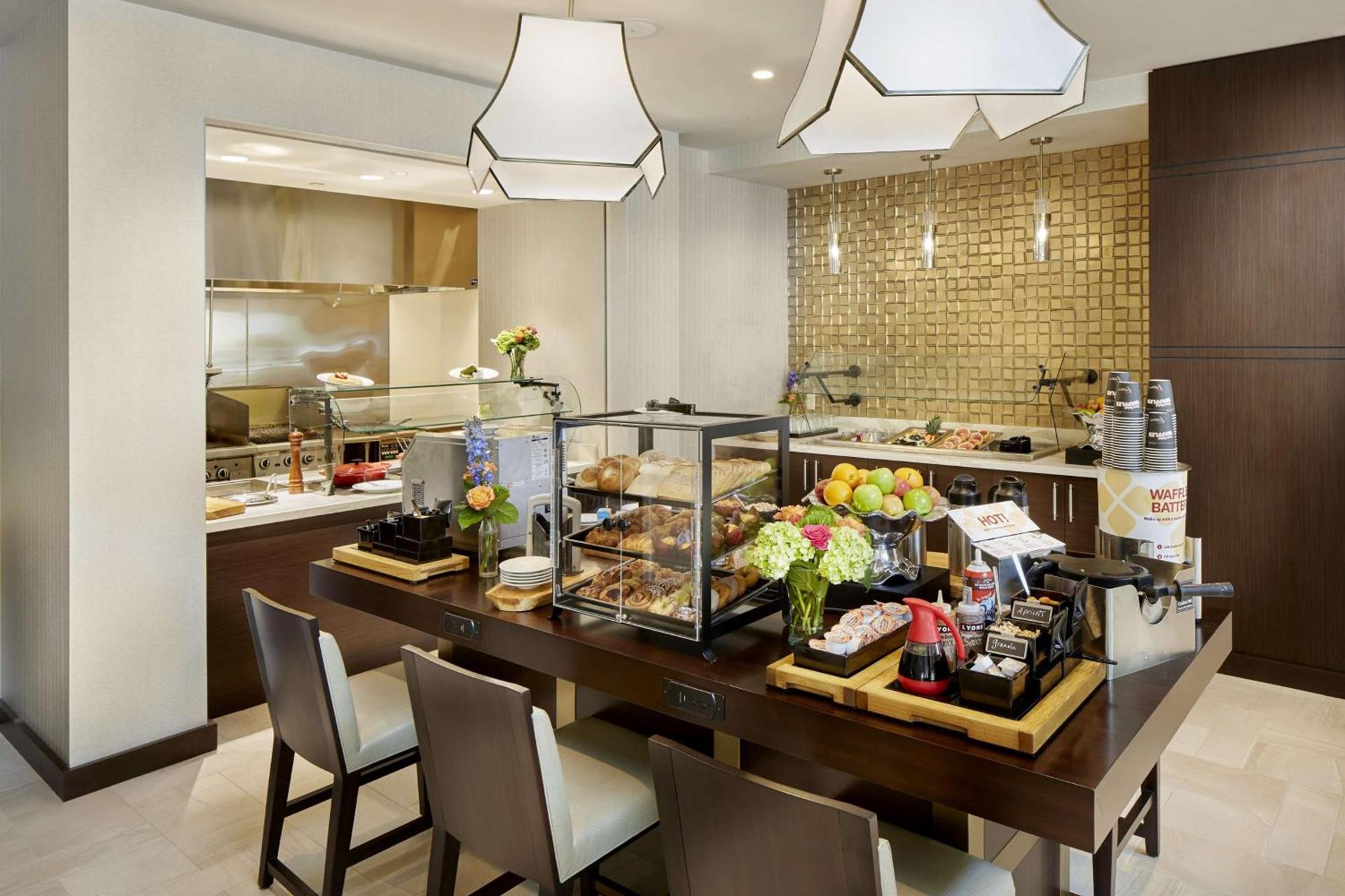 Hilton Garden Inn Roslyn photo 9