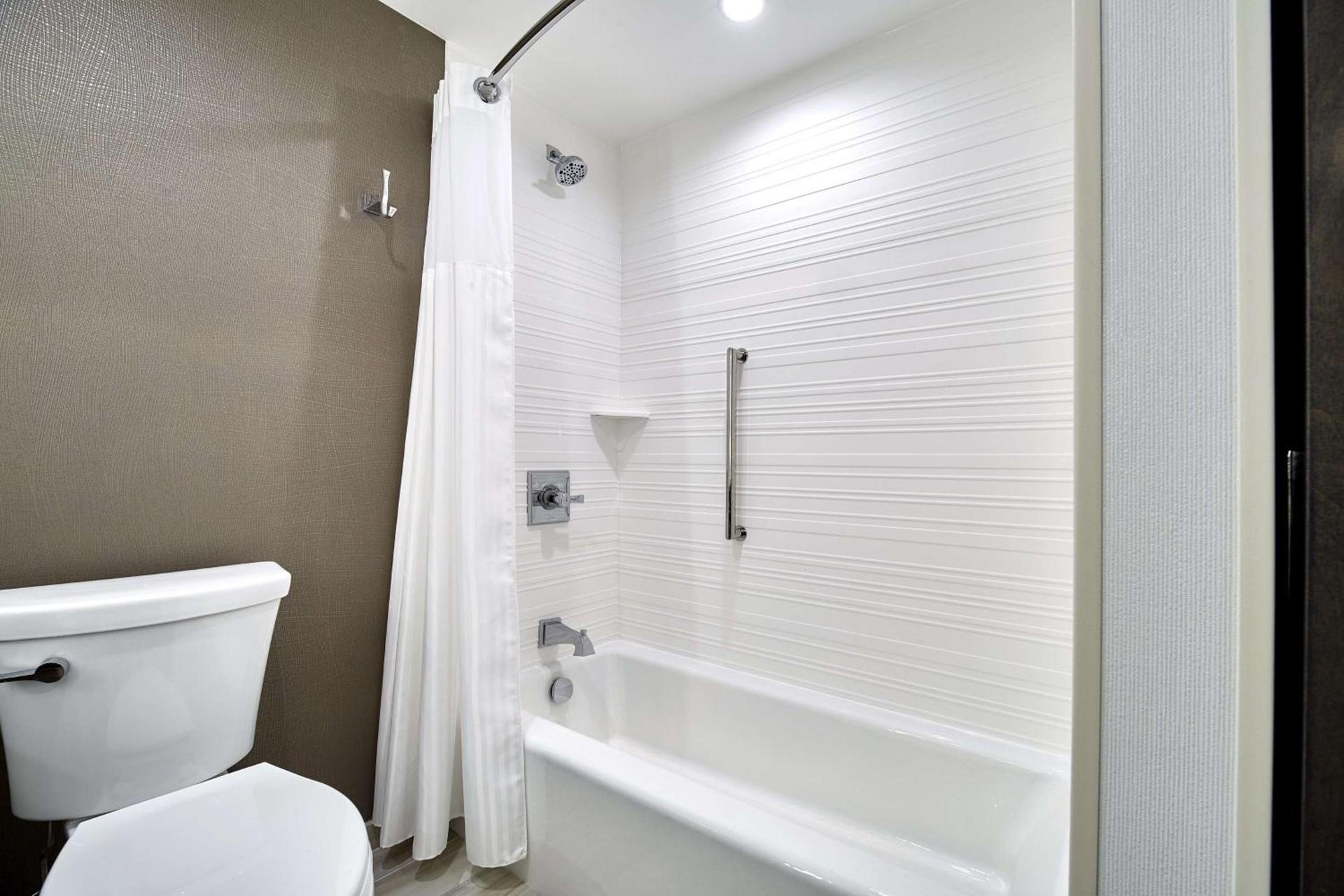 Hilton Garden Inn Roslyn photo 14