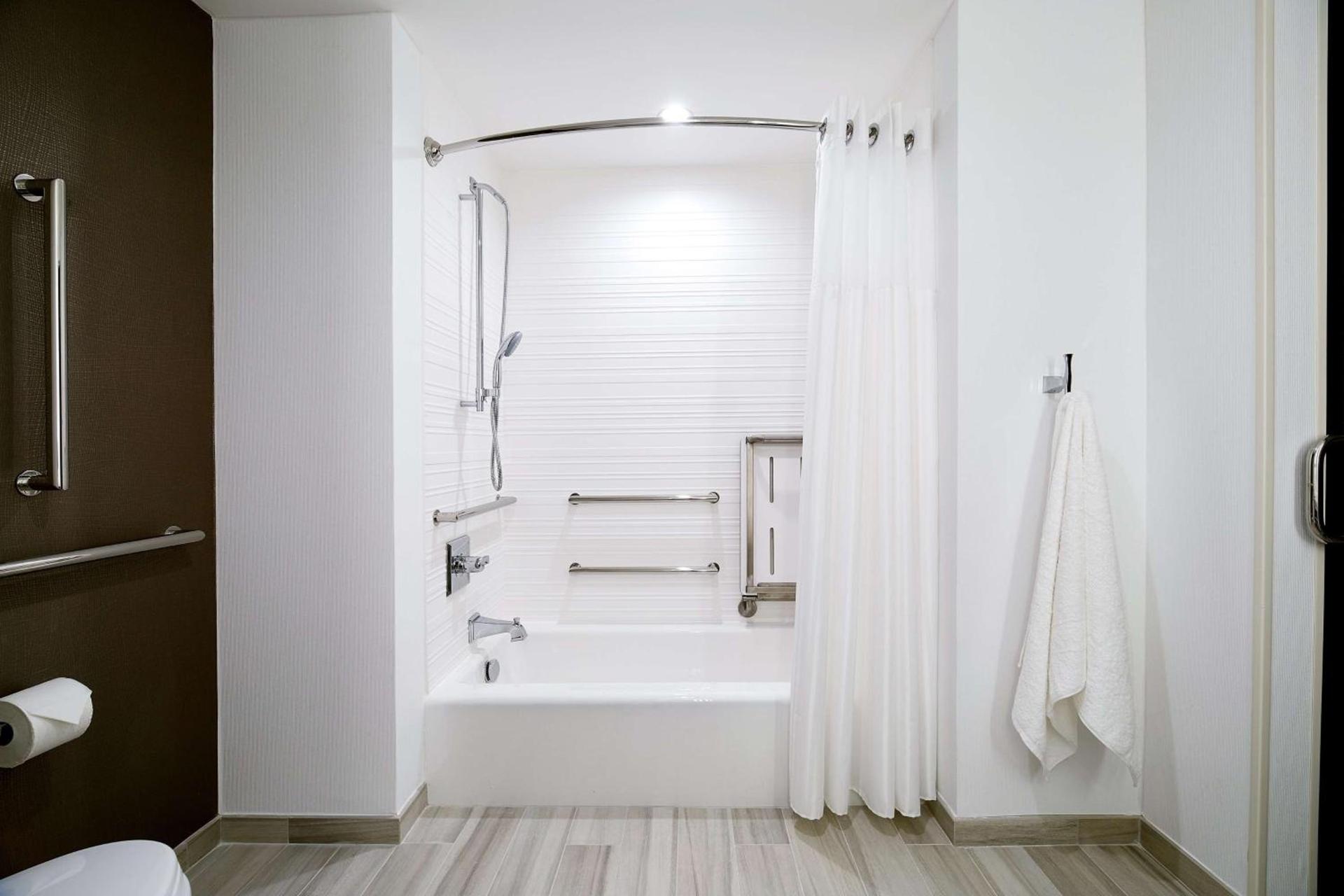 Hilton Garden Inn Roslyn photo 22