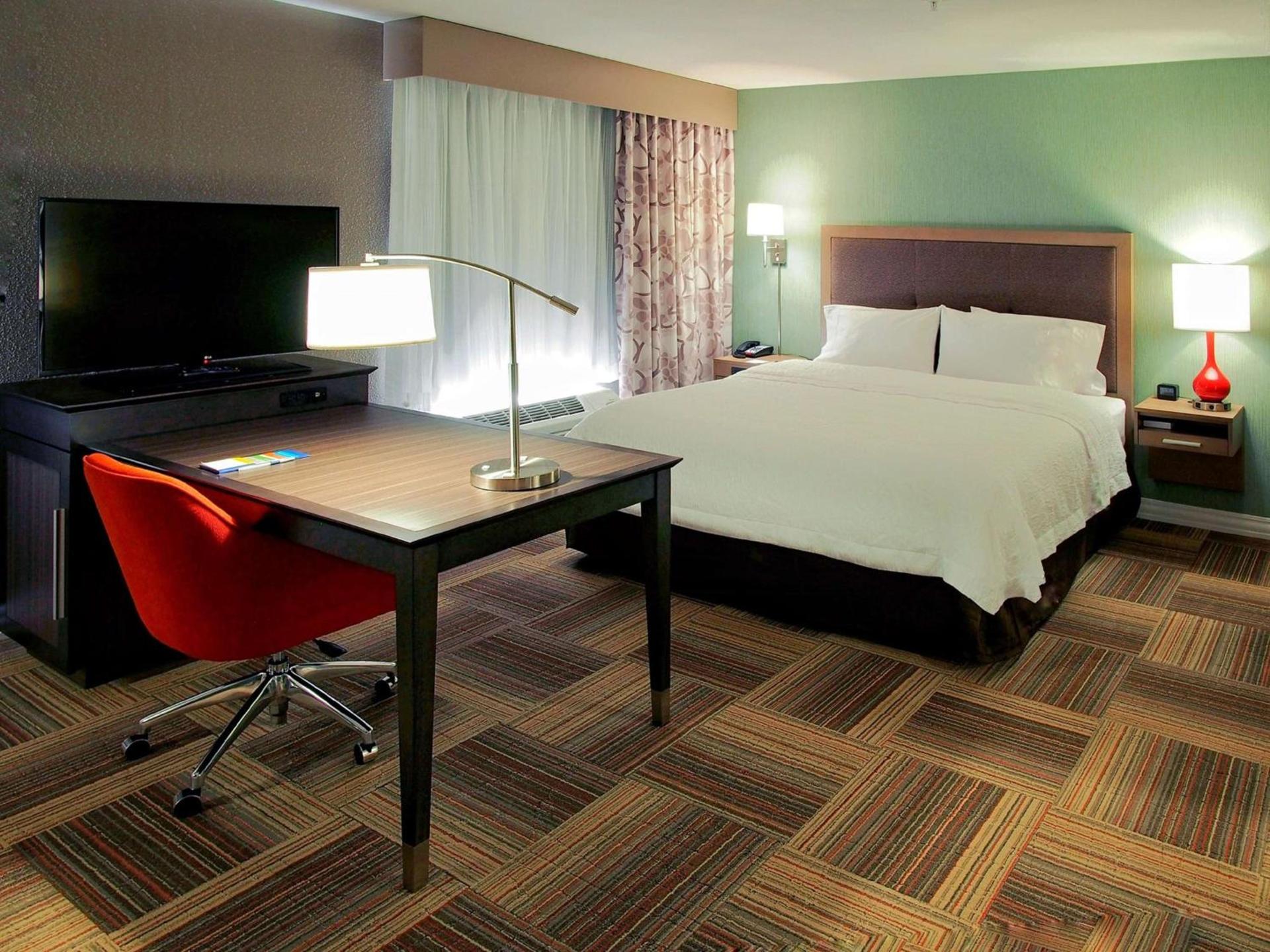 Hampton Inn & Suites-Moore photo 19