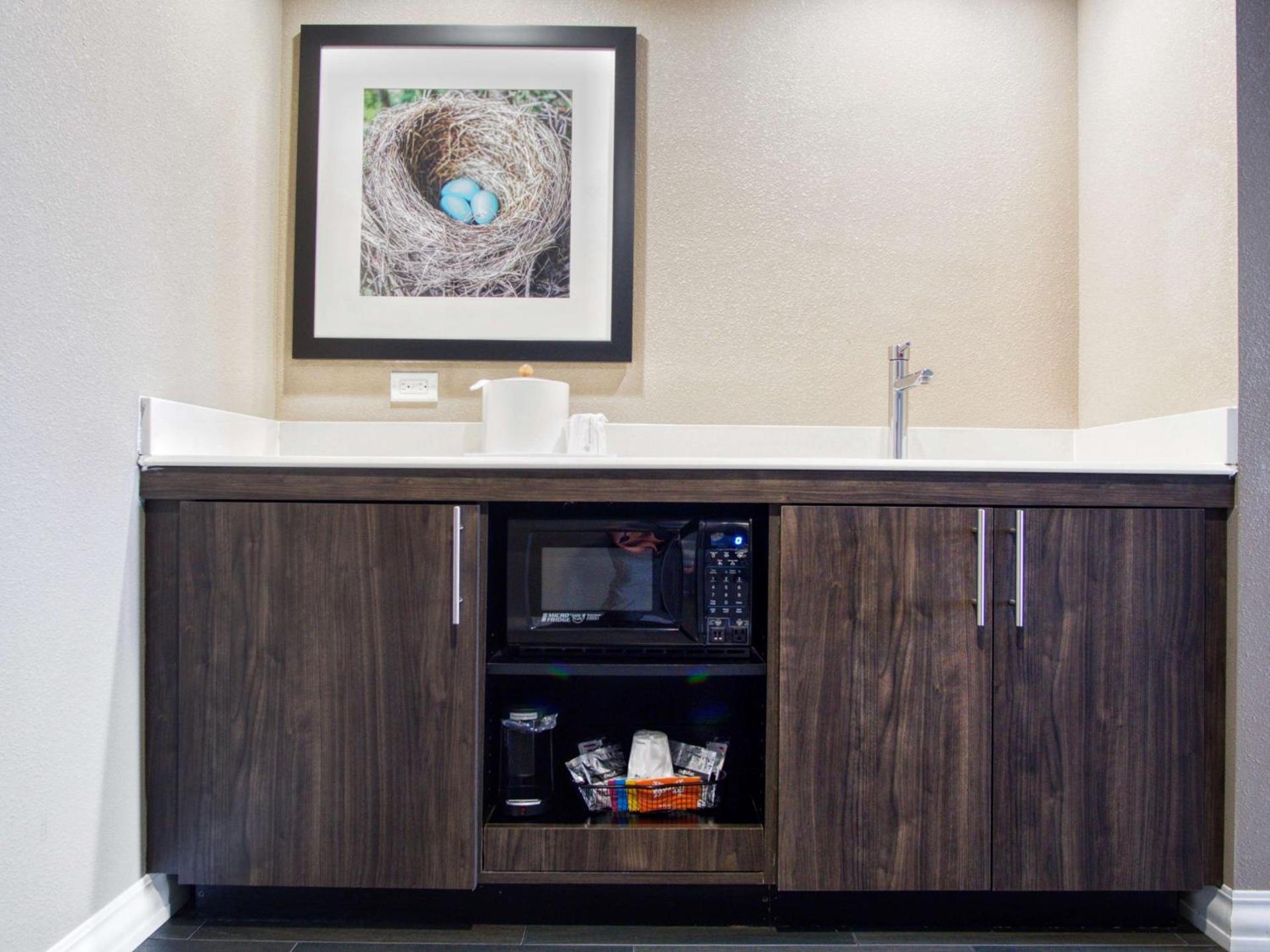 Hampton Inn & Suites-Moore photo 22