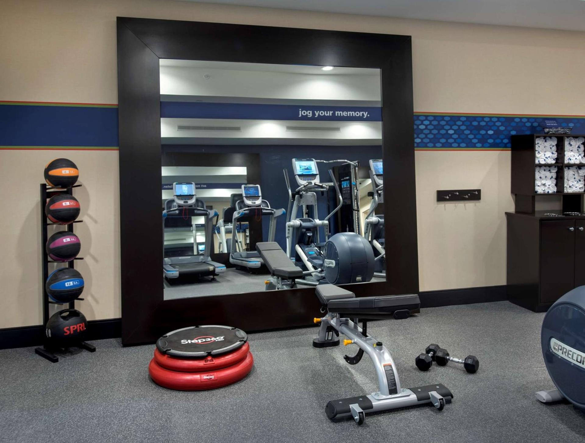 Hampton Inn by Hilton New Paltz, NY photo 12