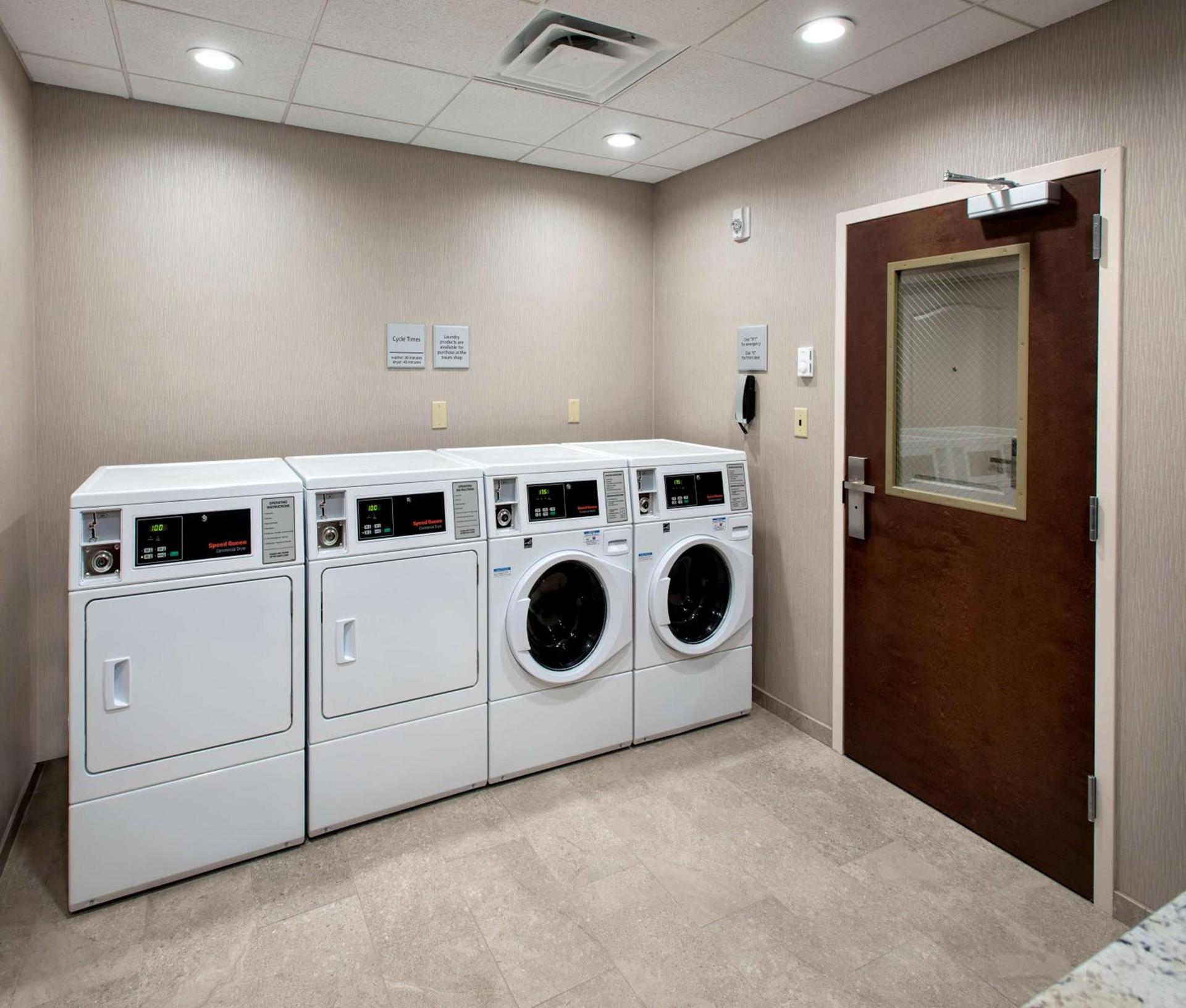 Hampton Inn by Hilton New Paltz, NY photo 28