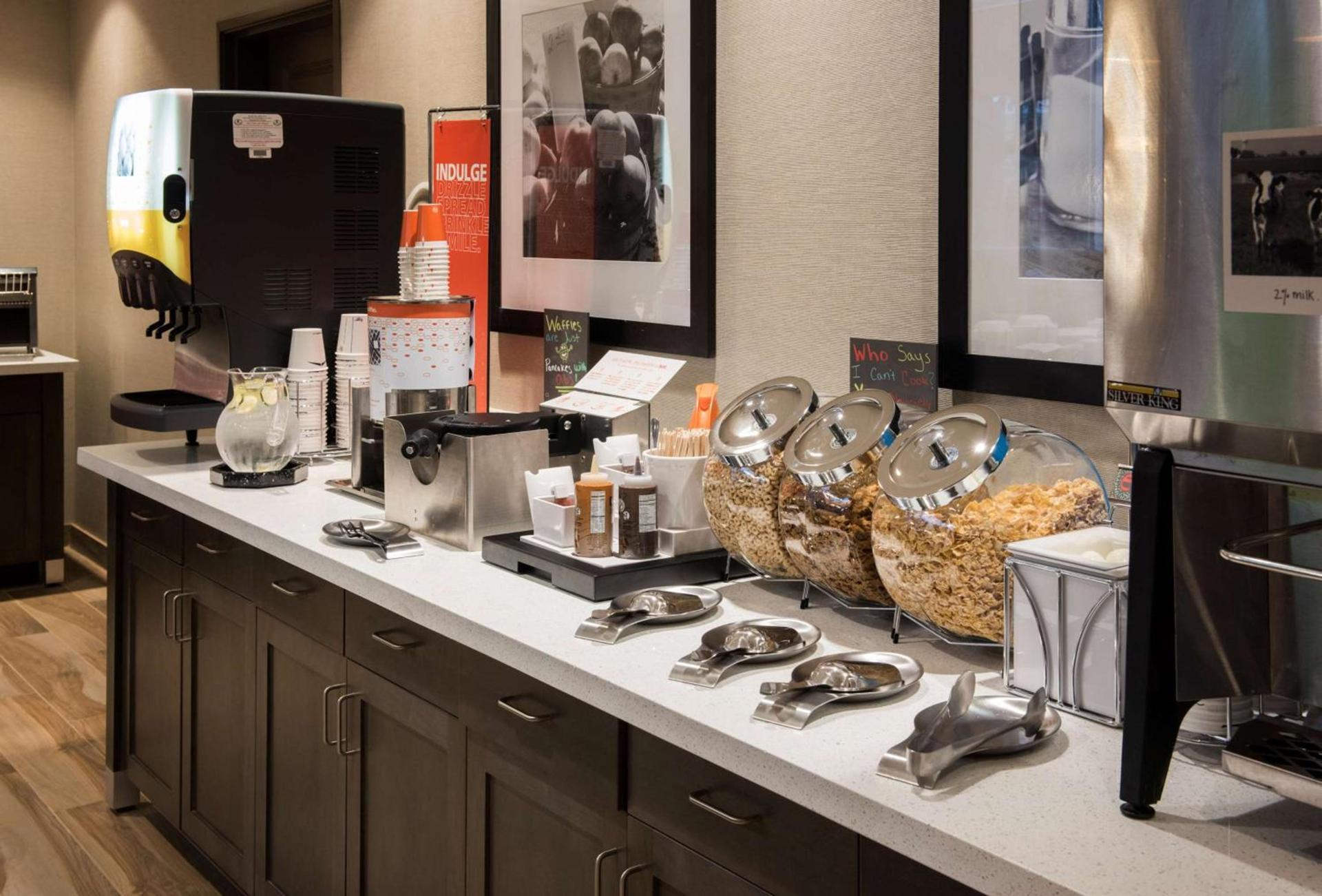 Hampton Inn & Suites Seattle/Redmond Wa photo 10