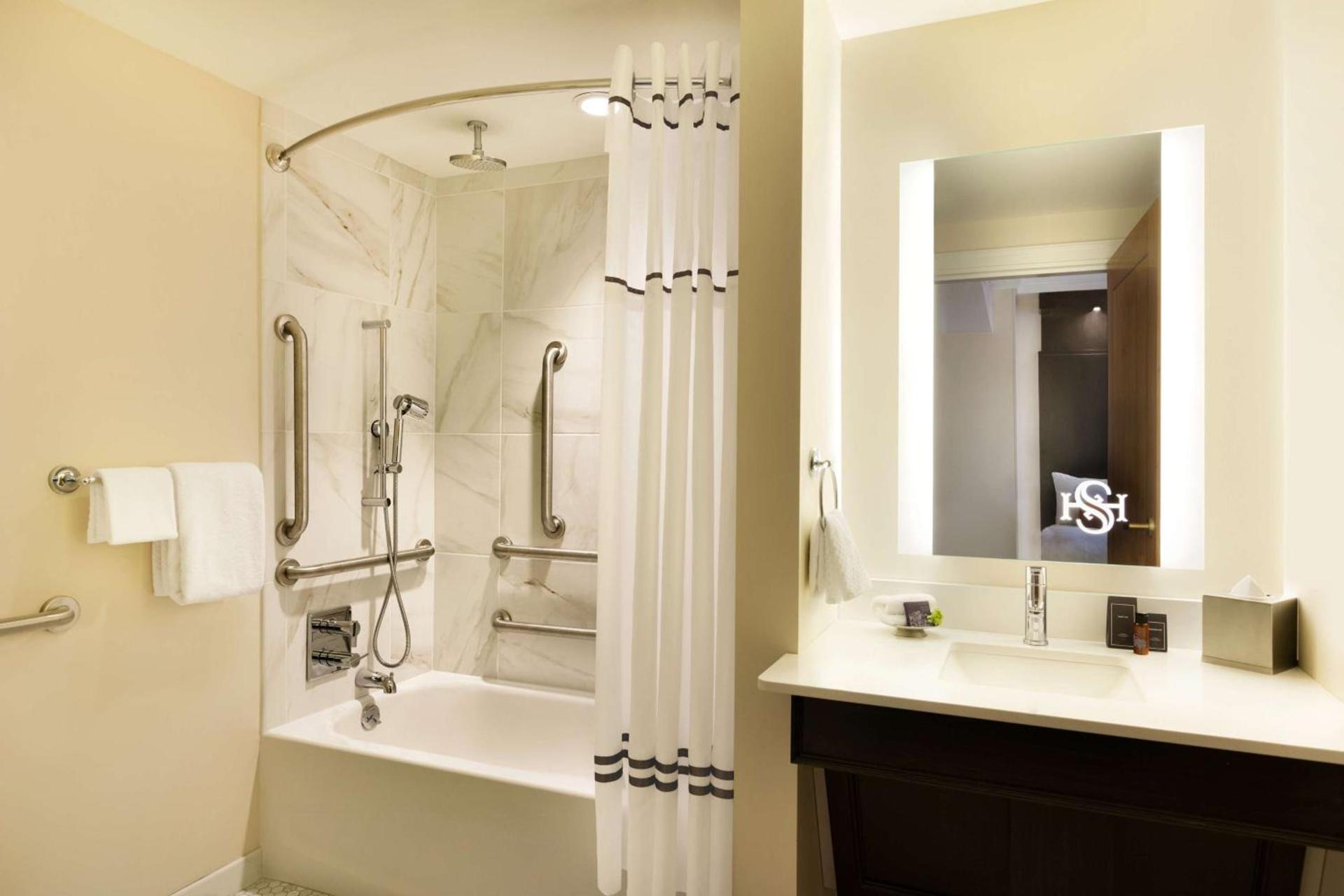 Hotel Saranac, Curio Collection By Hilton photo 22