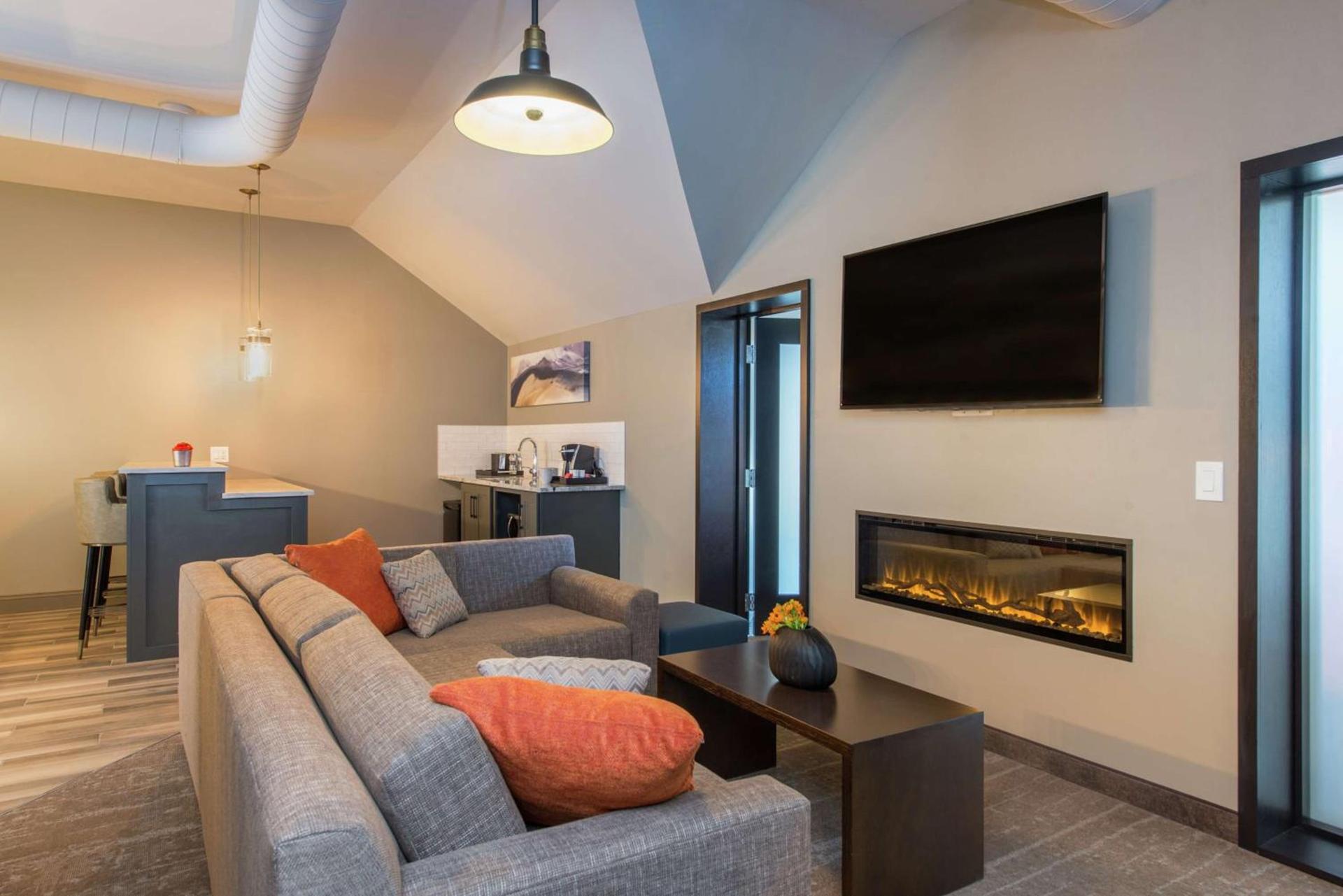 Hotel Saranac, Curio Collection By Hilton photo 88