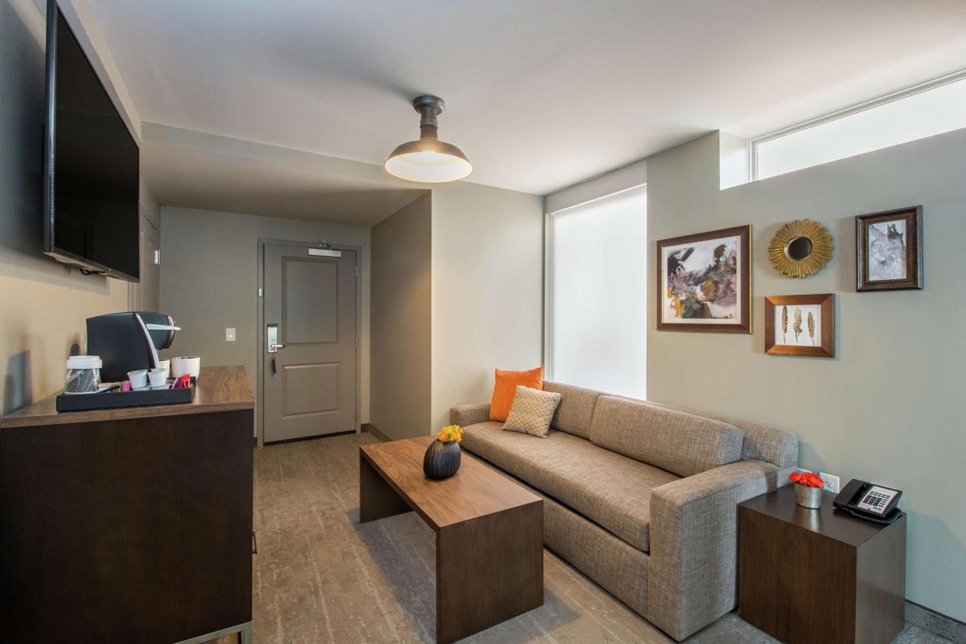 Hotel Saranac, Curio Collection By Hilton photo 90