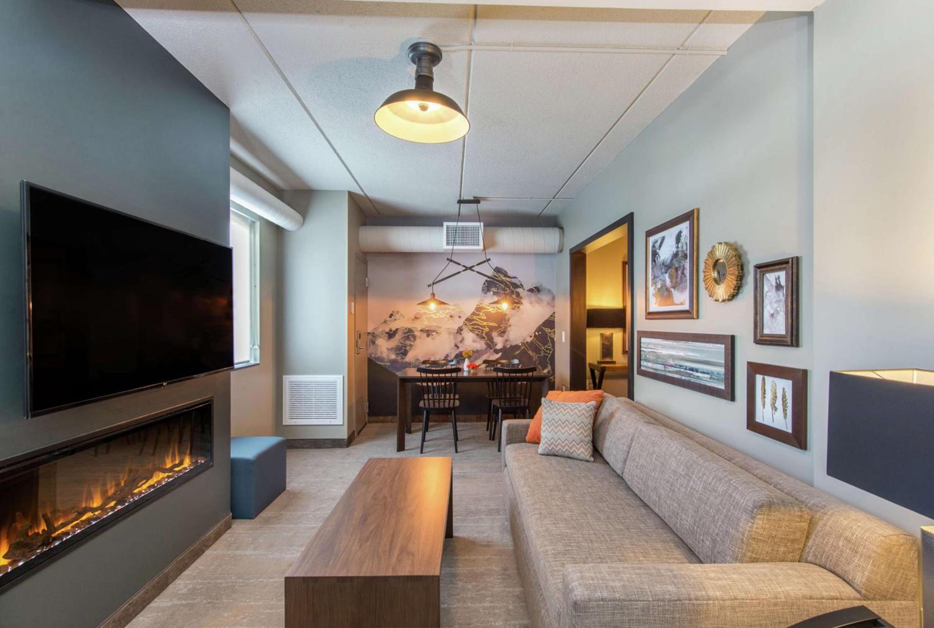 Hotel Saranac, Curio Collection By Hilton photo 95