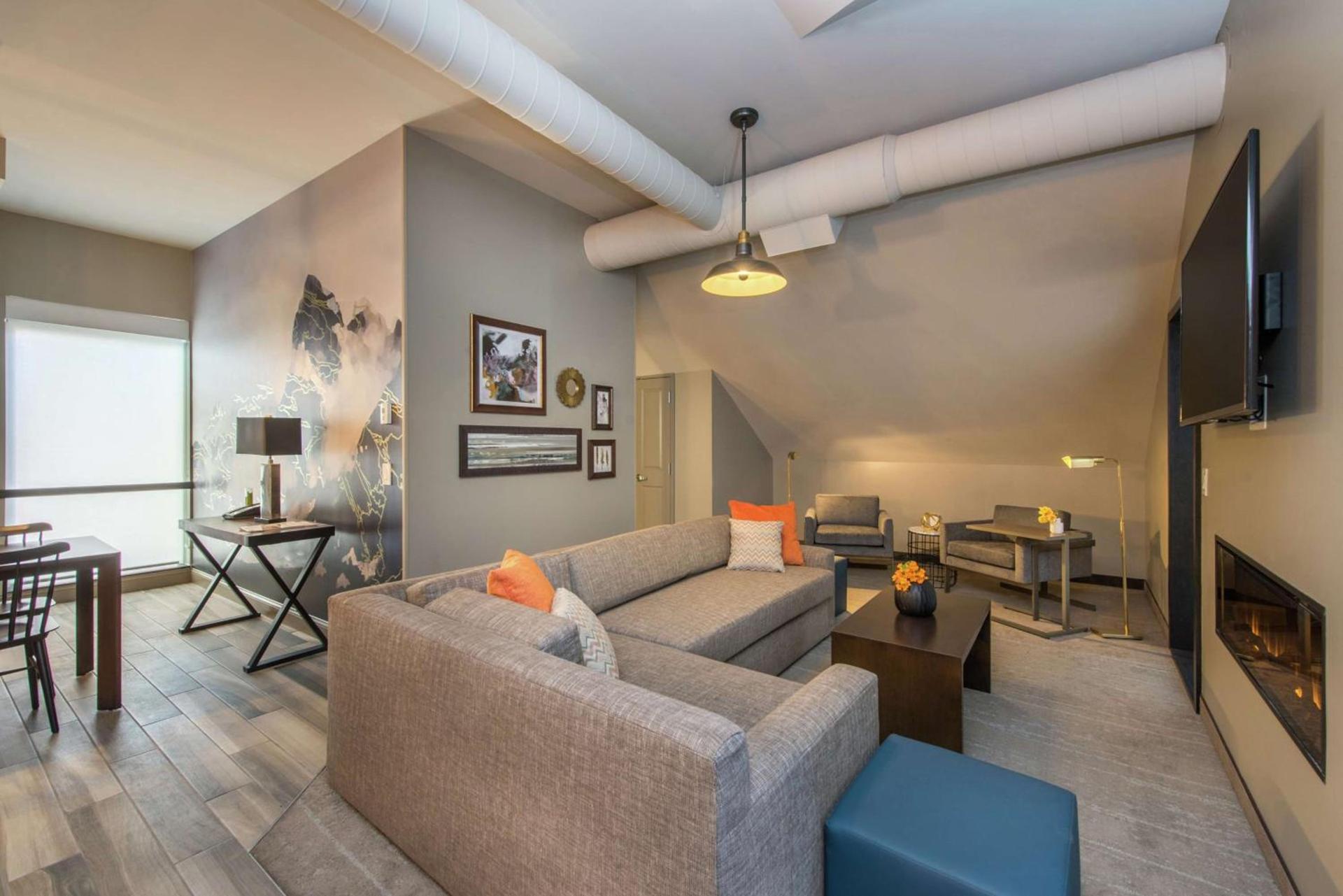 Hotel Saranac, Curio Collection By Hilton photo 100