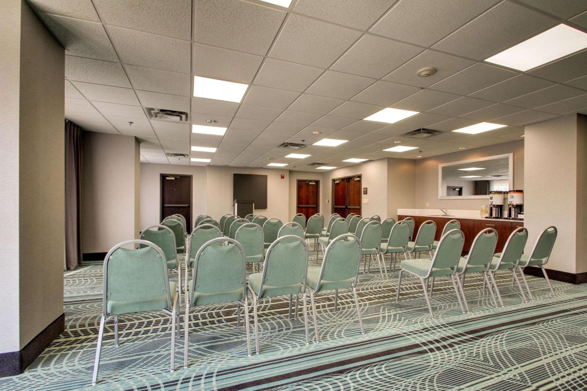Hampton Inn Yemassee/Point South, Sc photo 40