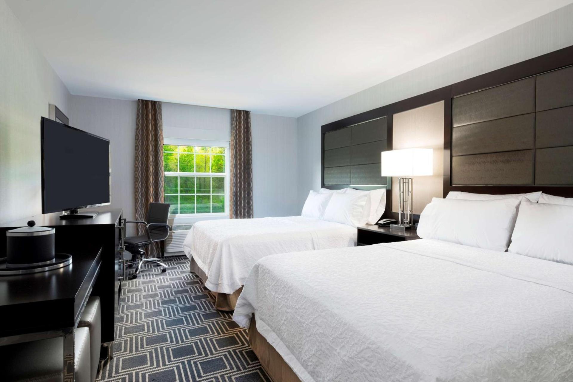 Hampton Inn & Suites Bridgewater, NJ photo 29