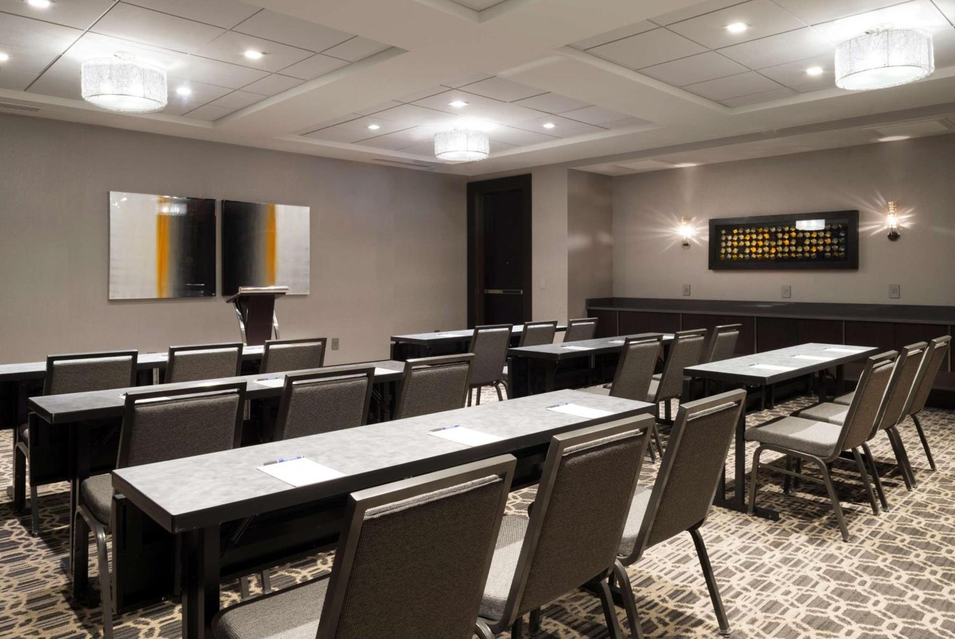 Hampton Inn & Suites Bridgewater, NJ photo 45