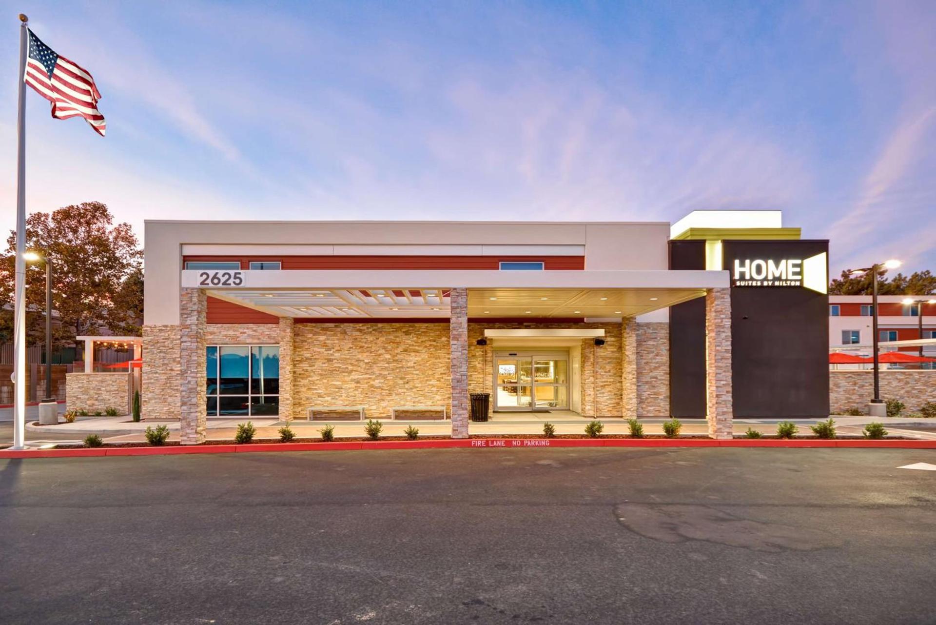 Home2 Suites By Hilton Livermore photo 2