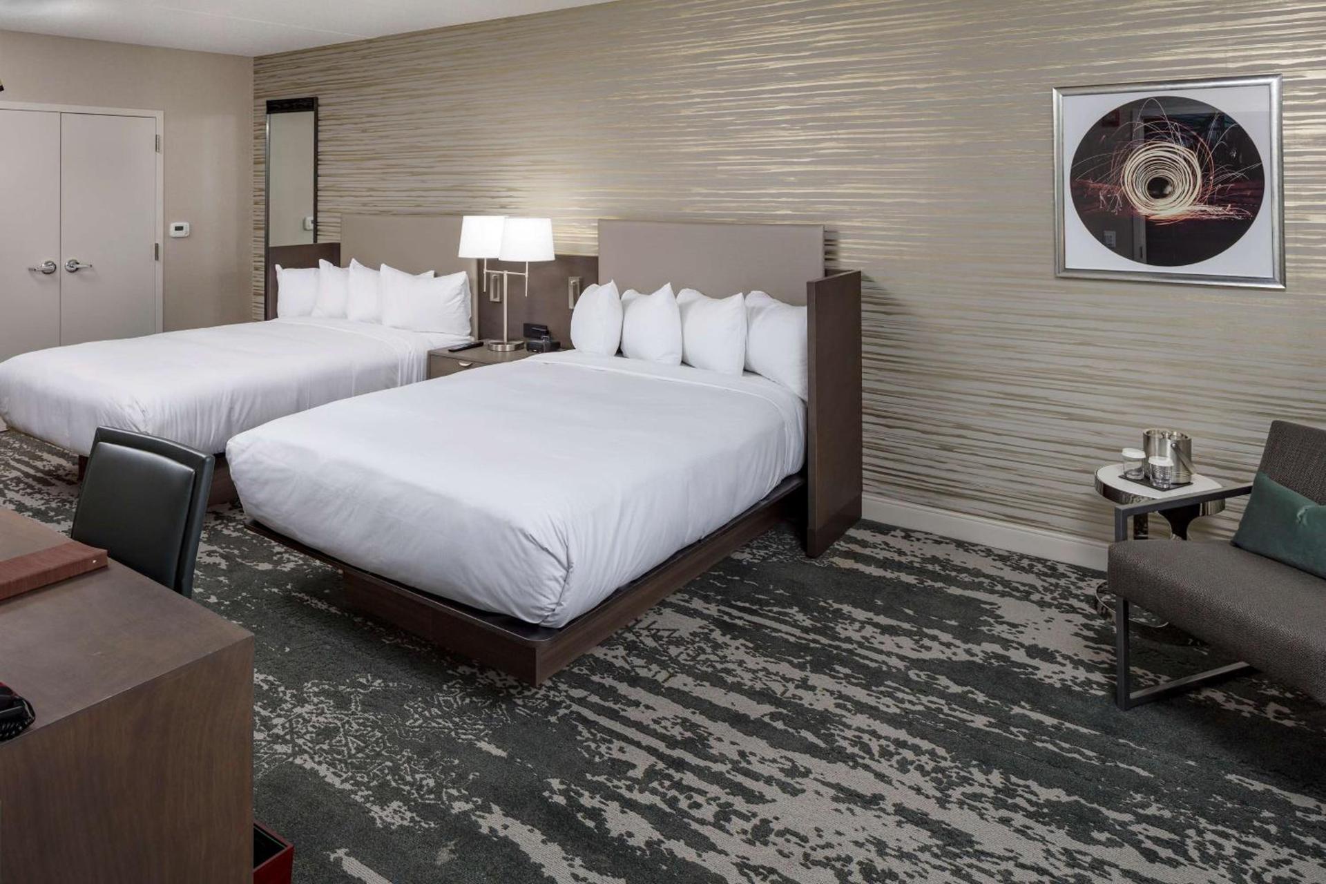 DoubleTree by Hilton Boston Logan Airport Chelsea photo 21