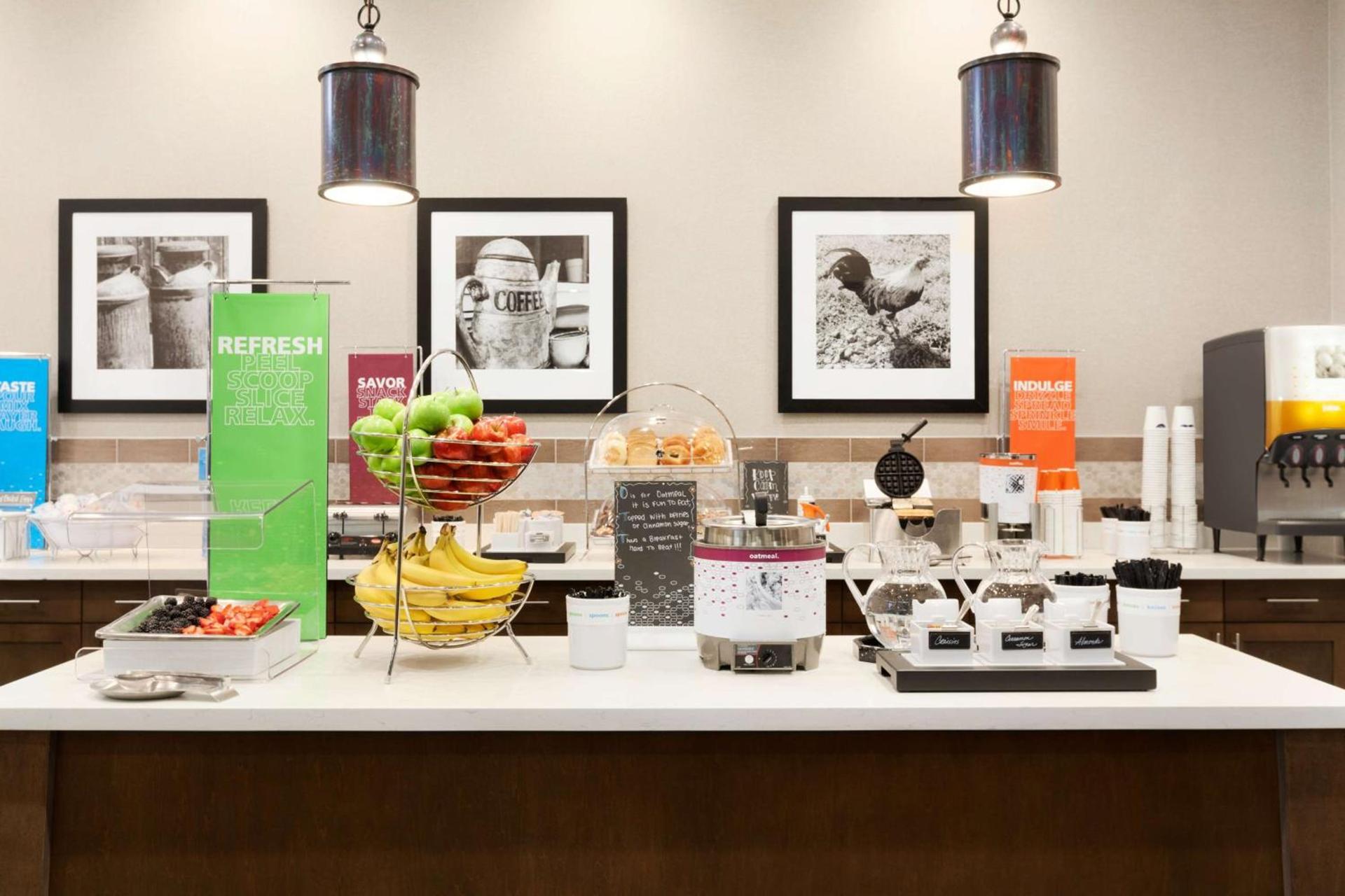 Hampton Inn & Suites Seattle/Renton, Wa photo 15