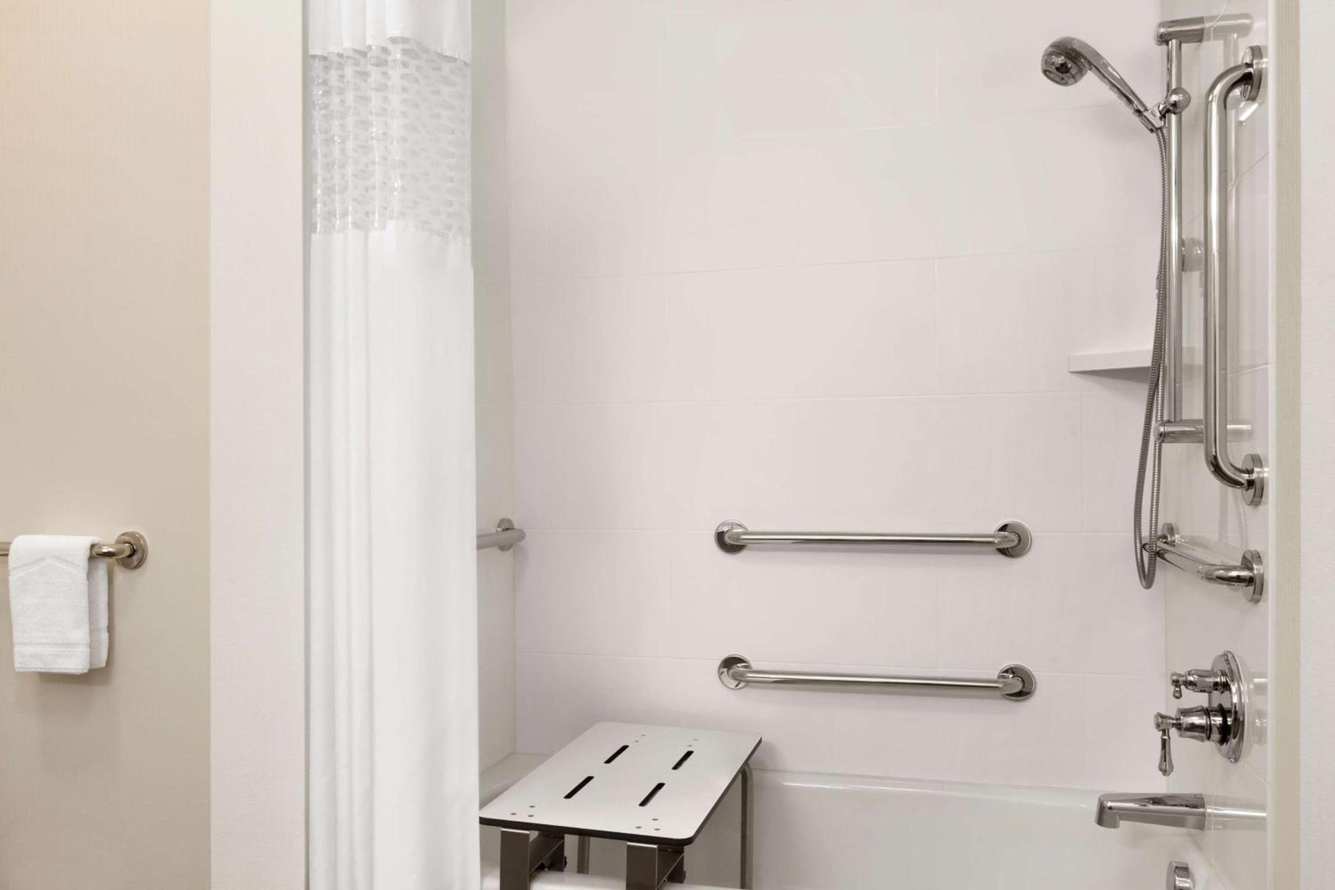 Hampton Inn & Suites Seattle/Renton, Wa photo 20