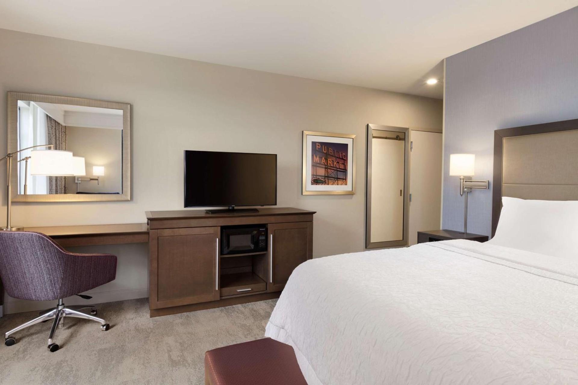 Hampton Inn & Suites Seattle/Renton, Wa photo 26