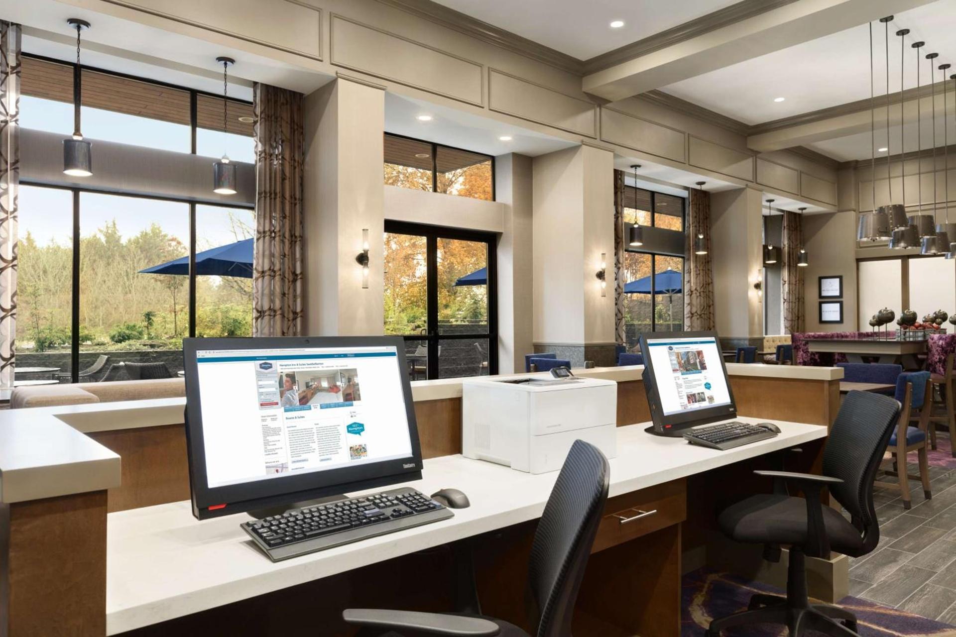 Hampton Inn & Suites Seattle/Renton, Wa photo 39