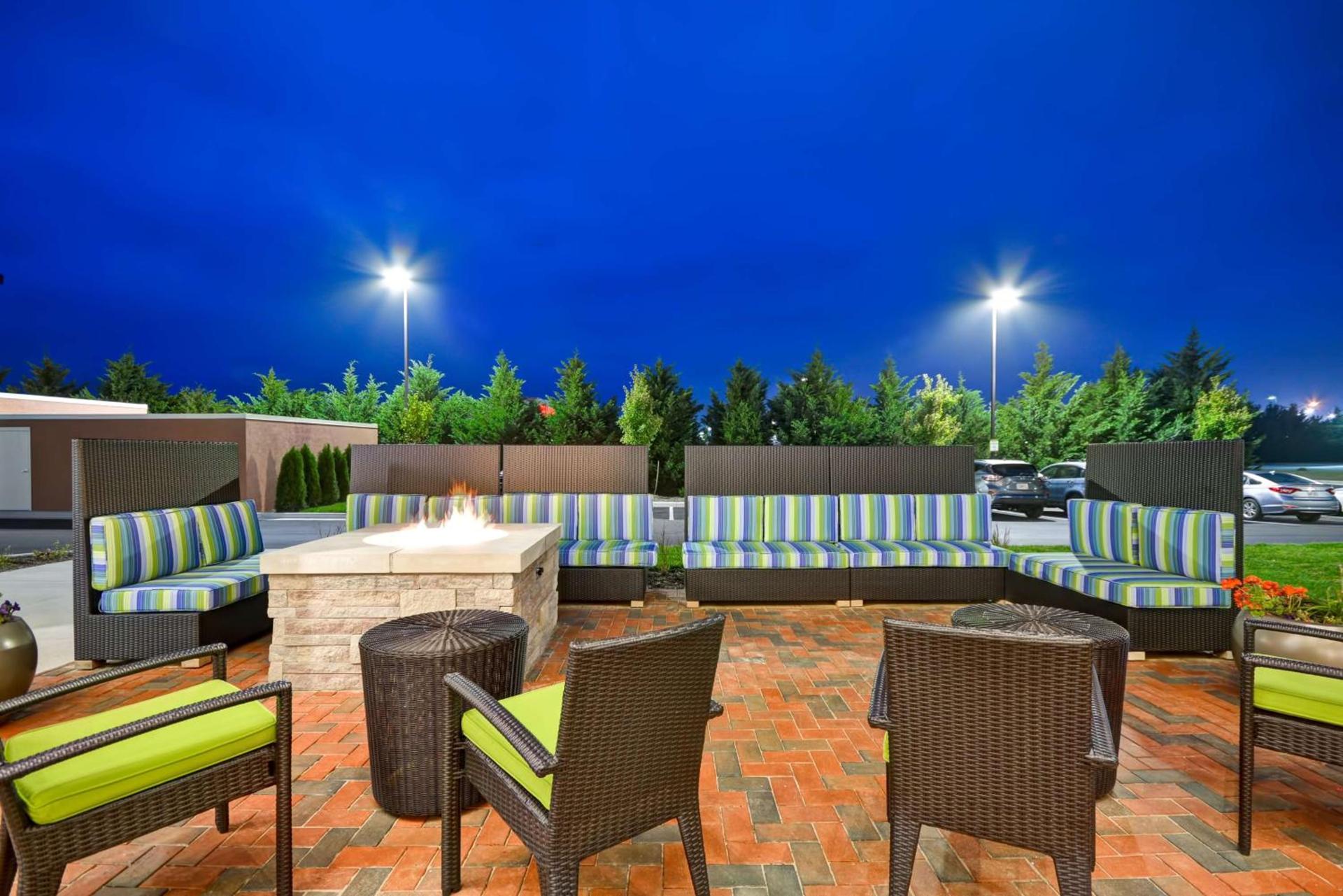 Home2 Suites By Hilton Charles Town photo 4